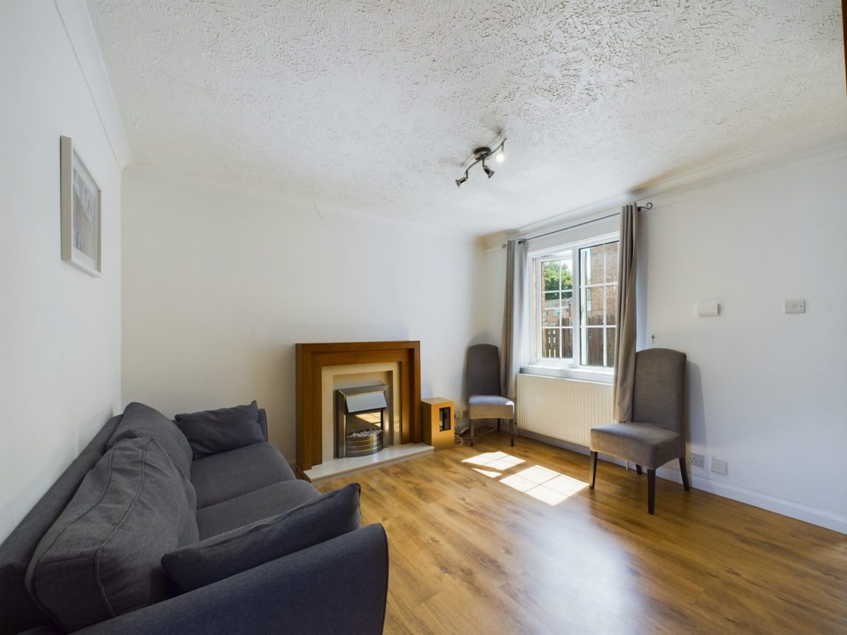 CAM02311G0-PR0133-STILL007-scaled