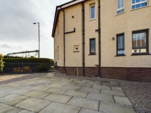 Gallowhill Road - Two Bedroom Cottage Flat To Let In Paisley