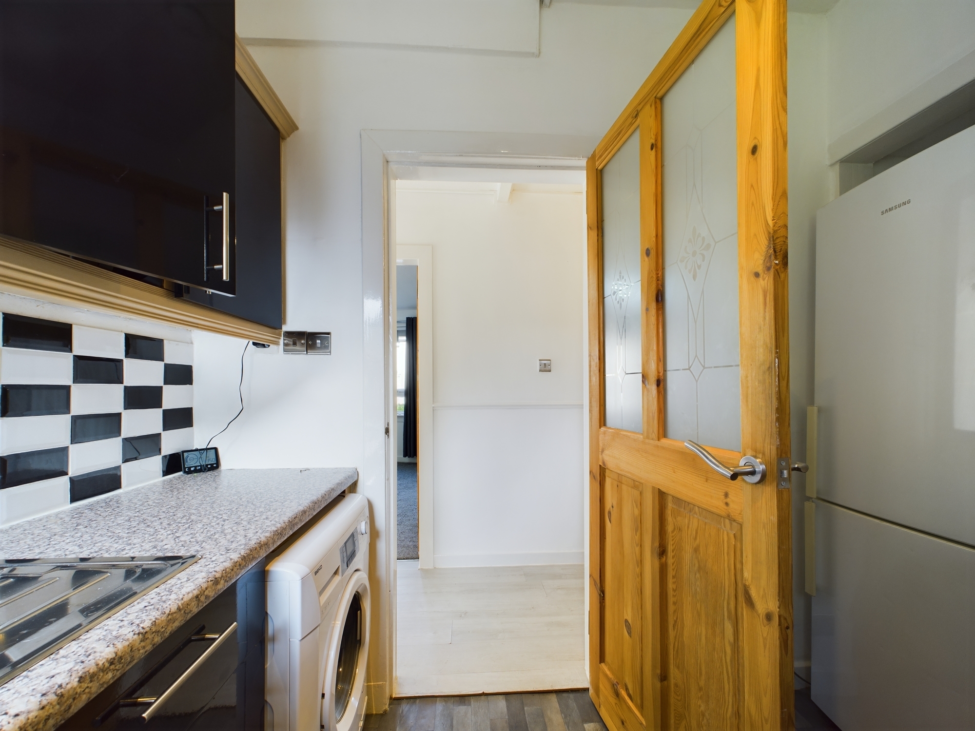 CAM02311G0-PR0052-STILL007