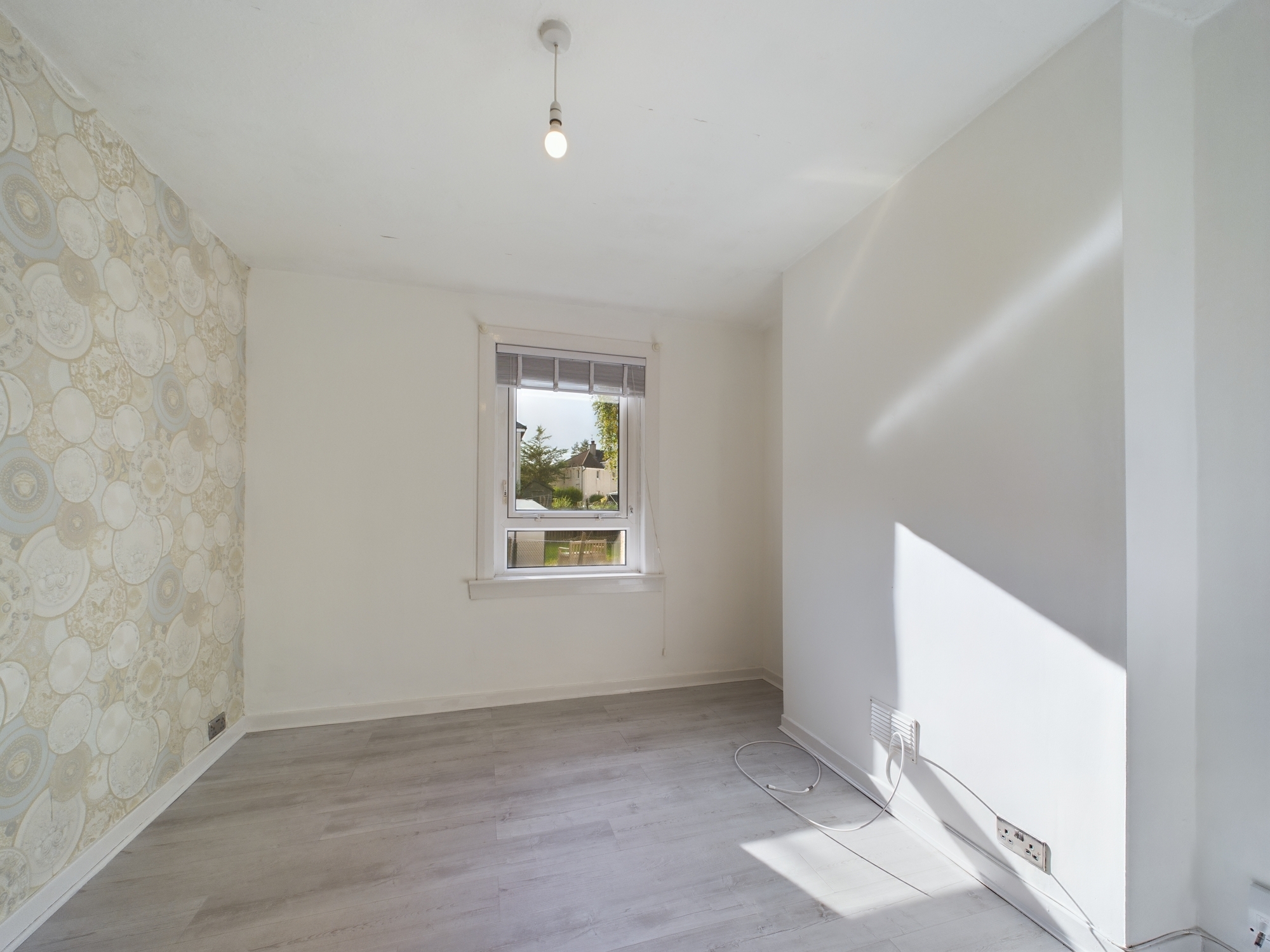 CAM02311G0-PR0052-STILL008