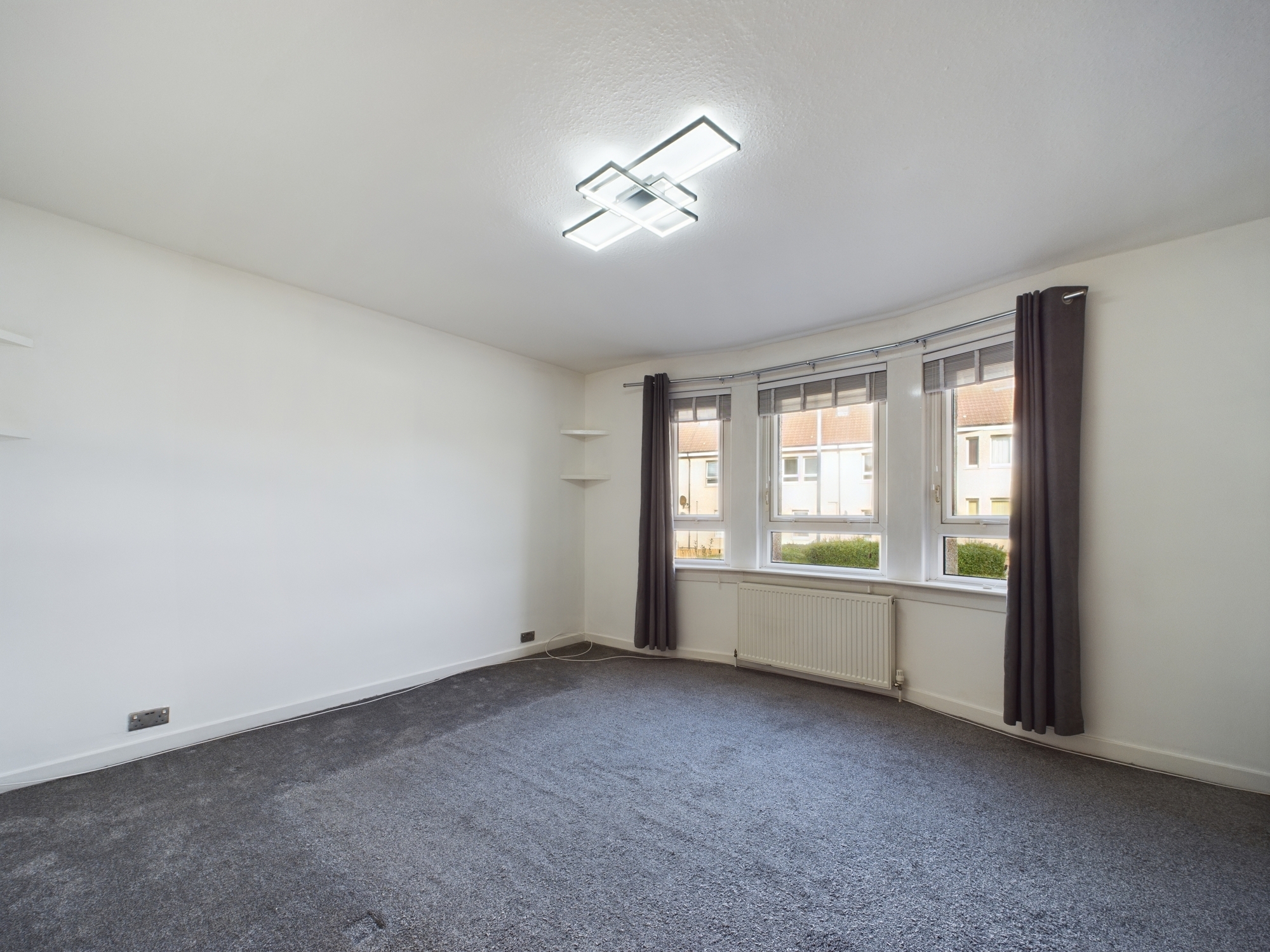 CAM02311G0-PR0052-STILL011