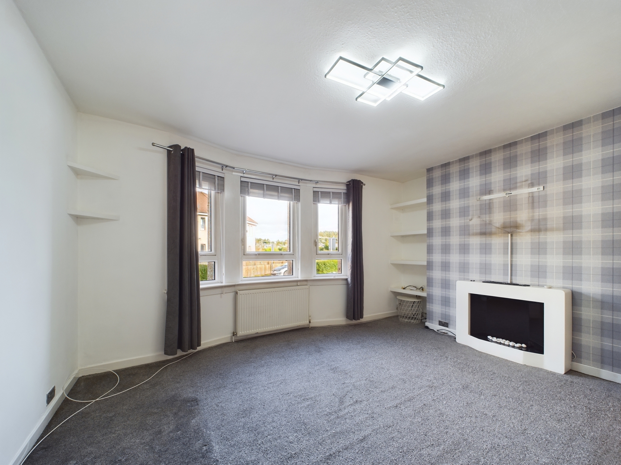 CAM02311G0-PR0052-STILL014