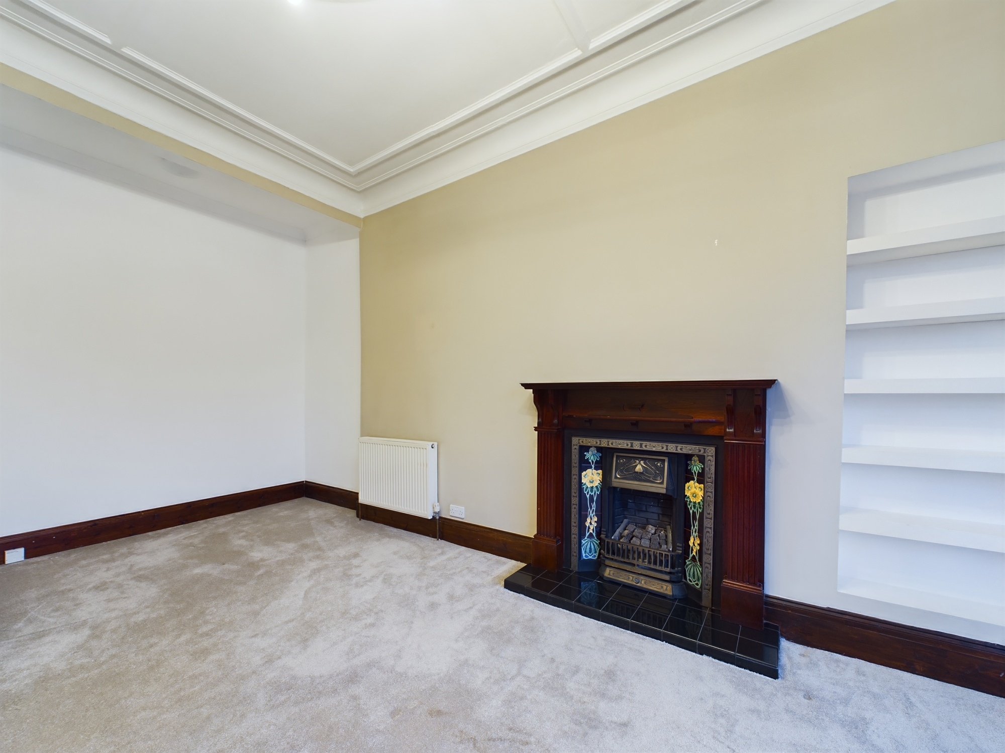 CAM02311G0-PR0071-STILL015