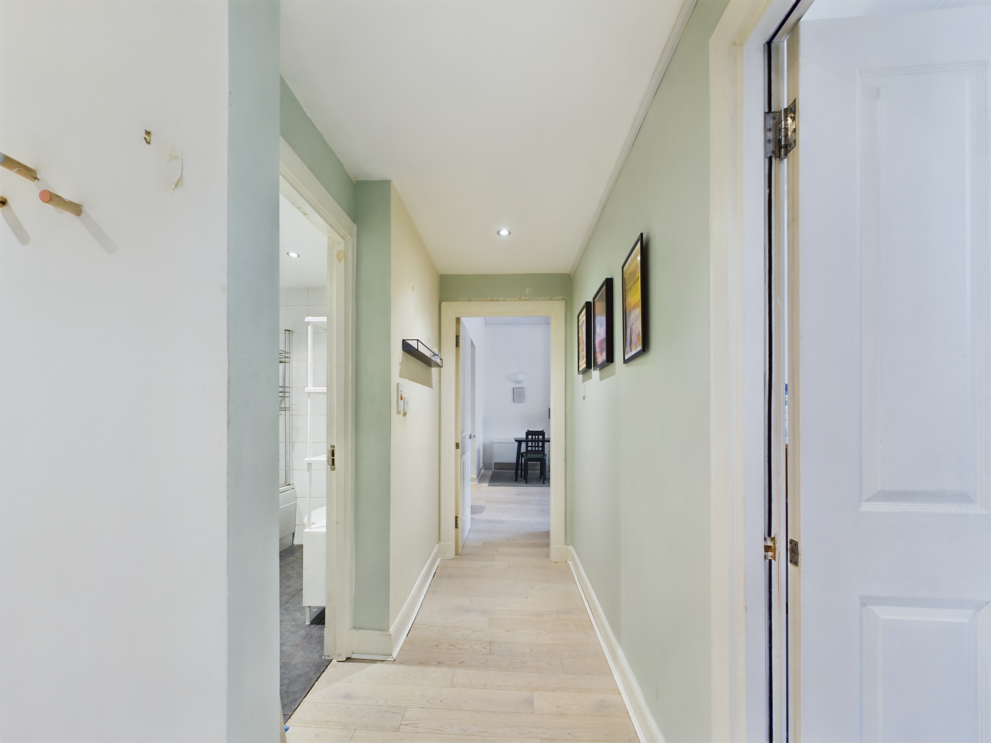 CAM02311G0-PR0092-STILL002