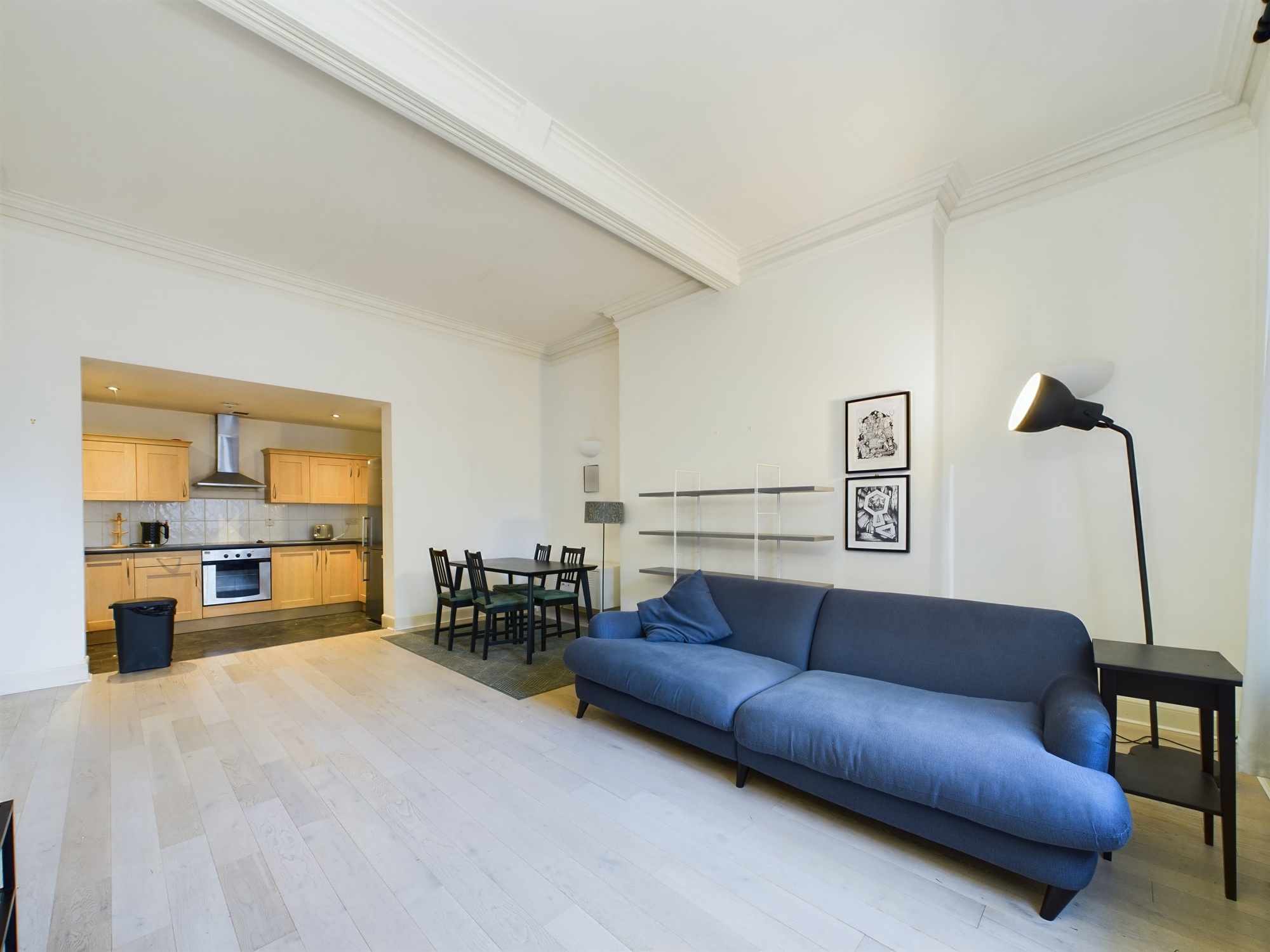 CAM02311G0-PR0092-STILL014