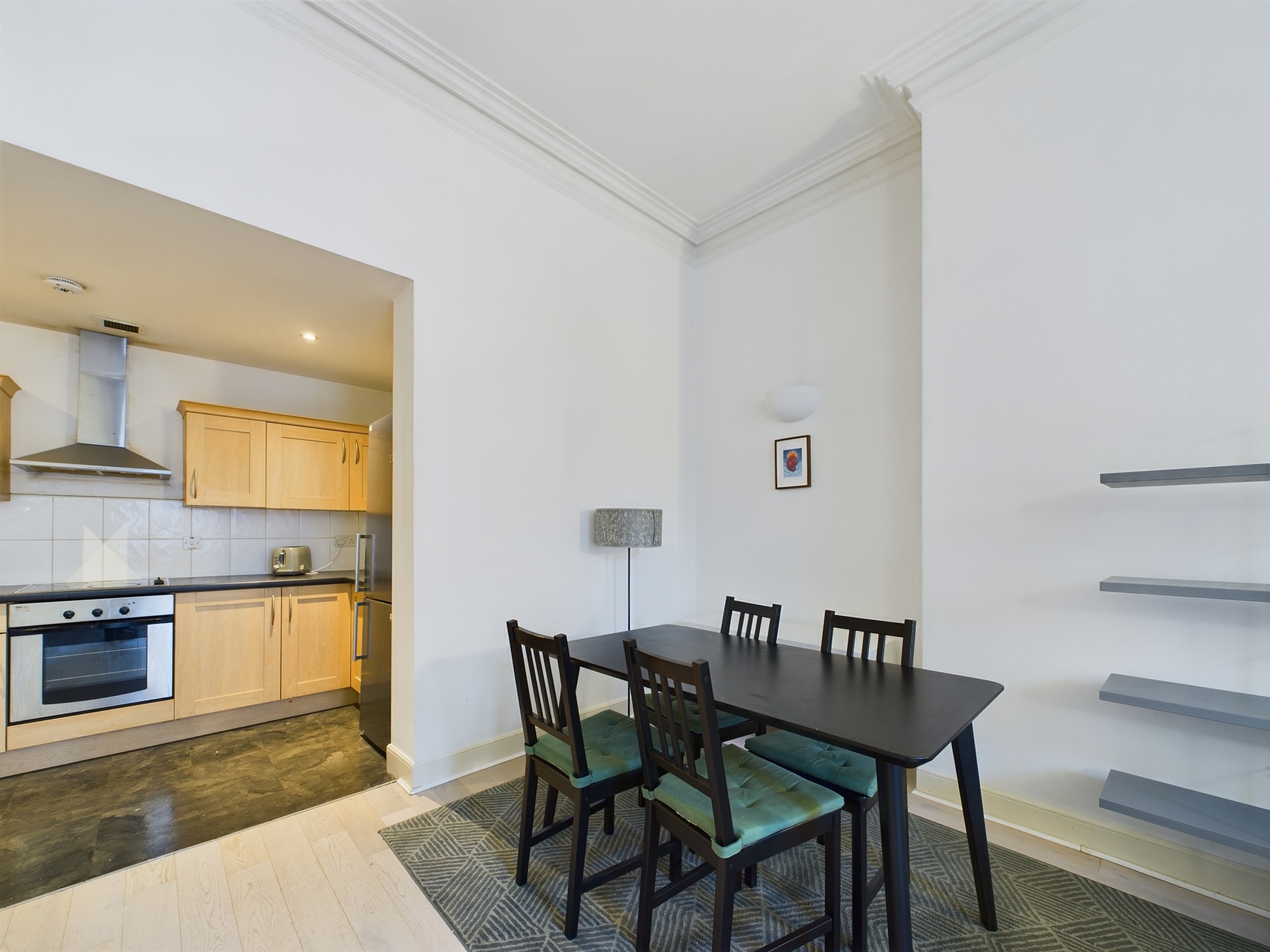 CAM02311G0-PR0092-STILL017