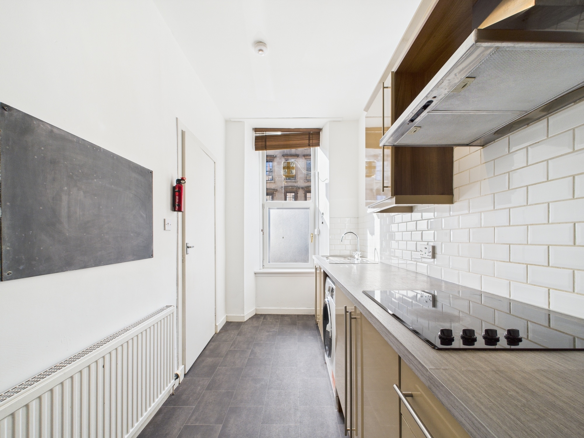 CAM02311G0-PR0227-STILL042