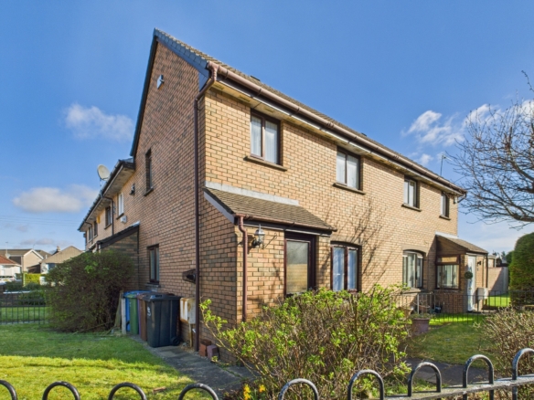Colston Avenue - Two Bedroom Terraced House To Let In Bishopbriggs