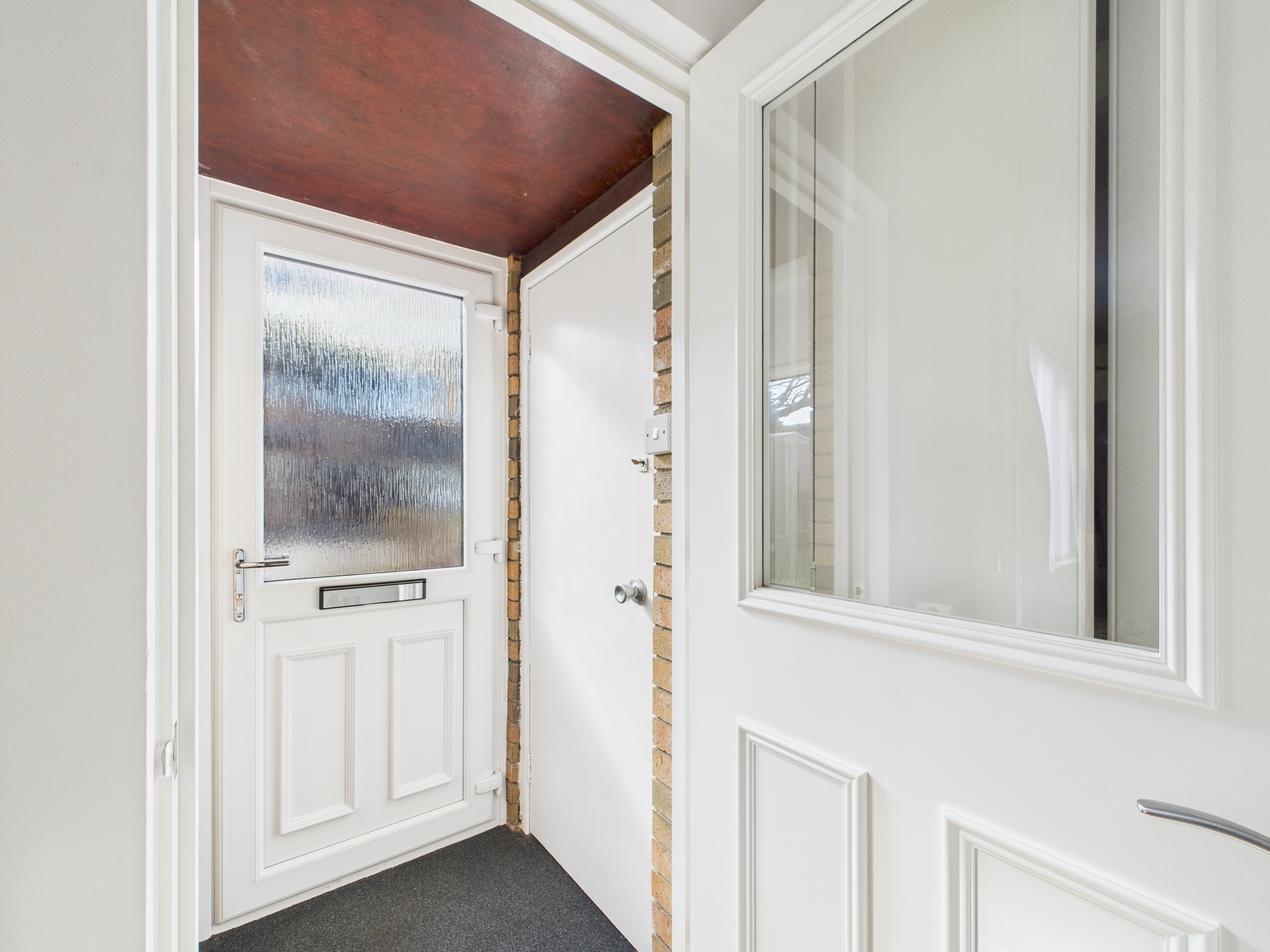 CAM02311G0-PR0229-STILL018