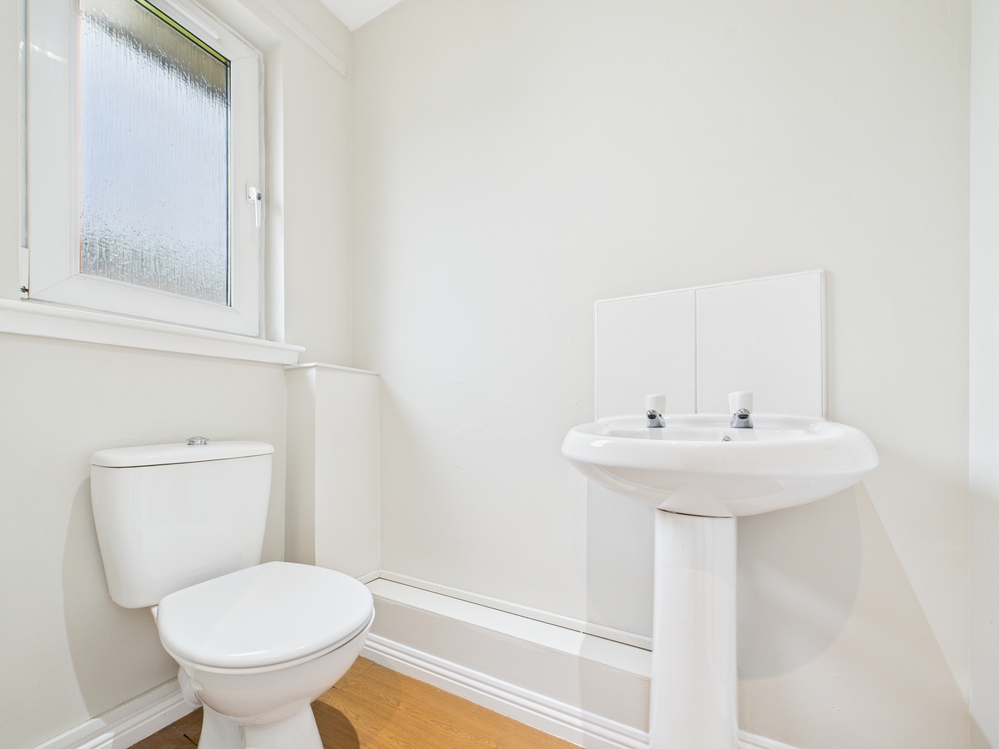 CAM02311G0-PR0231-STILL005