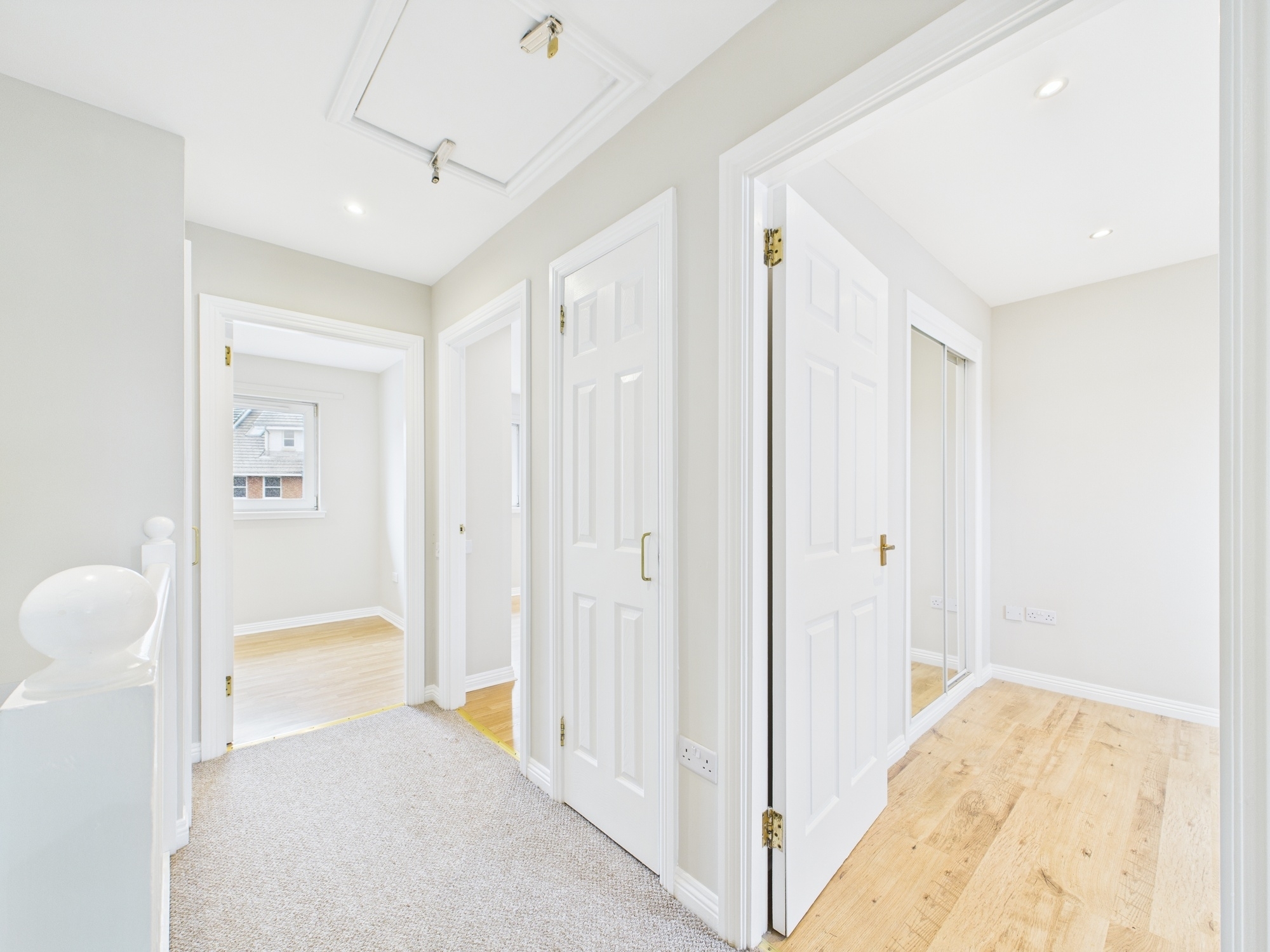 CAM02311G0-PR0231-STILL023