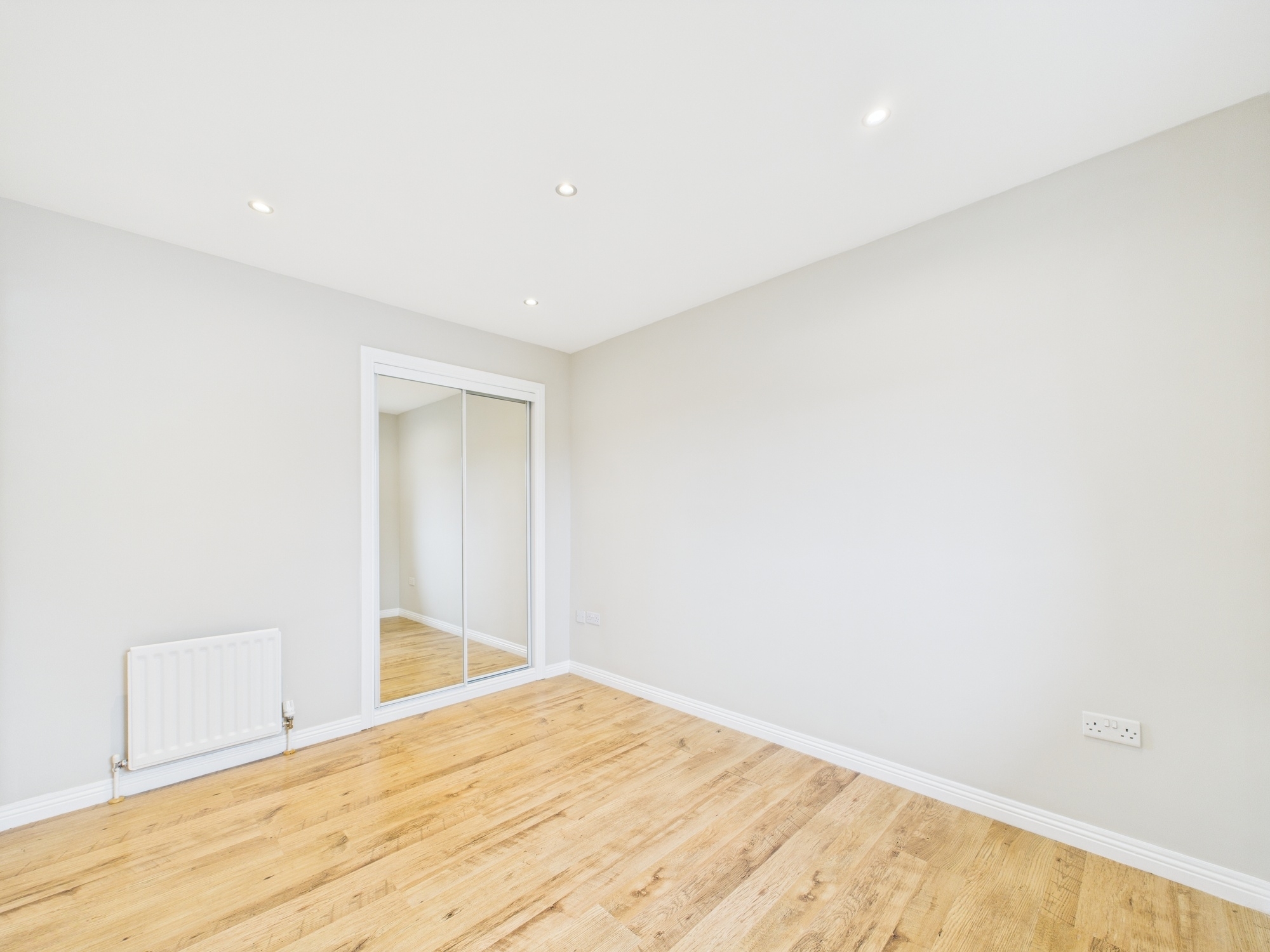 CAM02311G0-PR0231-STILL025