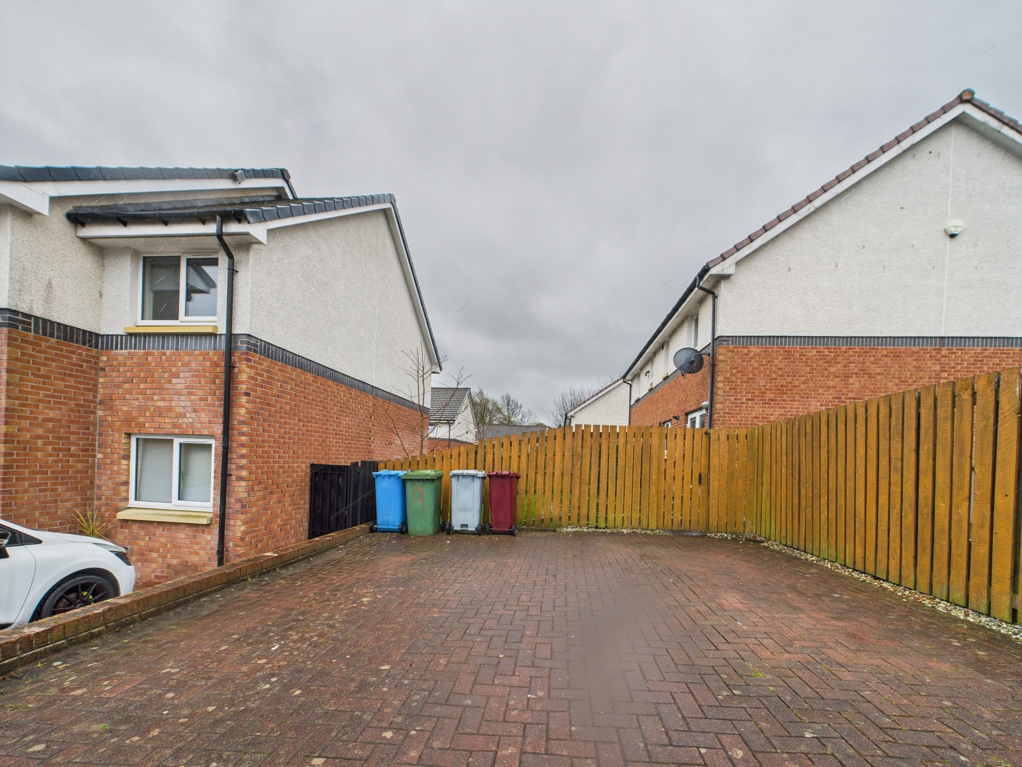 CAM02311G0-PR0231-STILL042