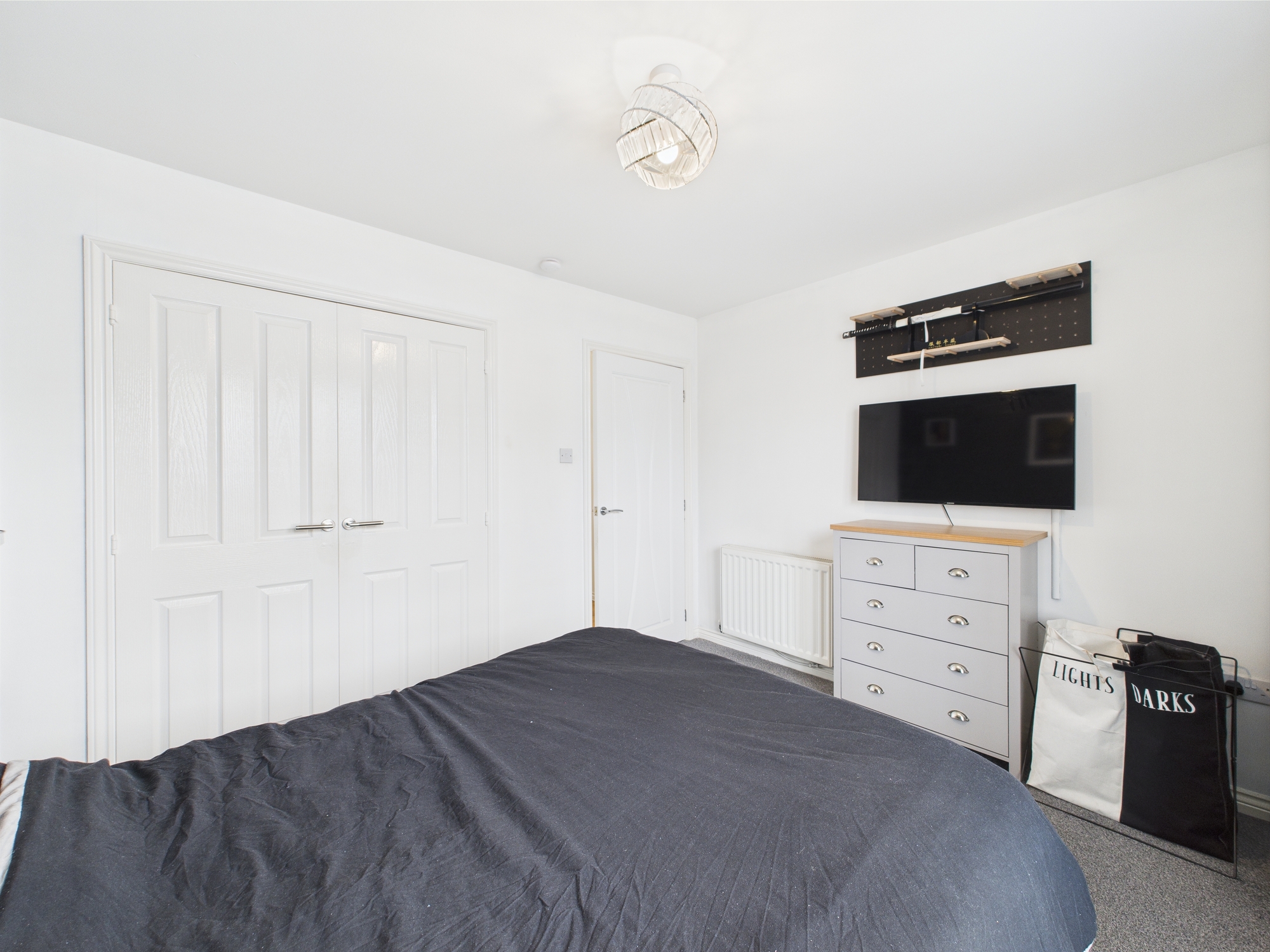 Two bed flat renfrew