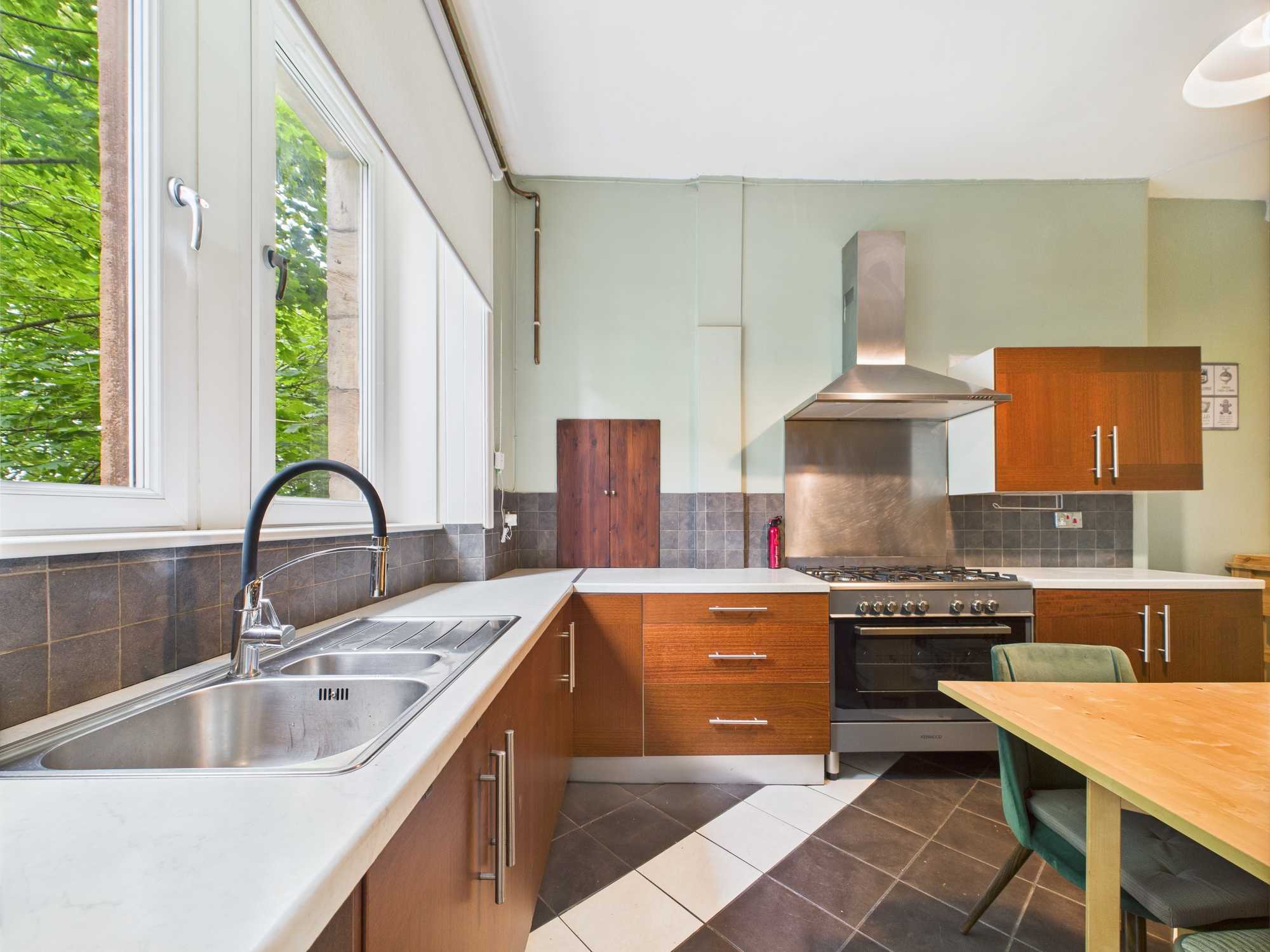 Copland Road - One Bedroom Flat To Let In Ibrox