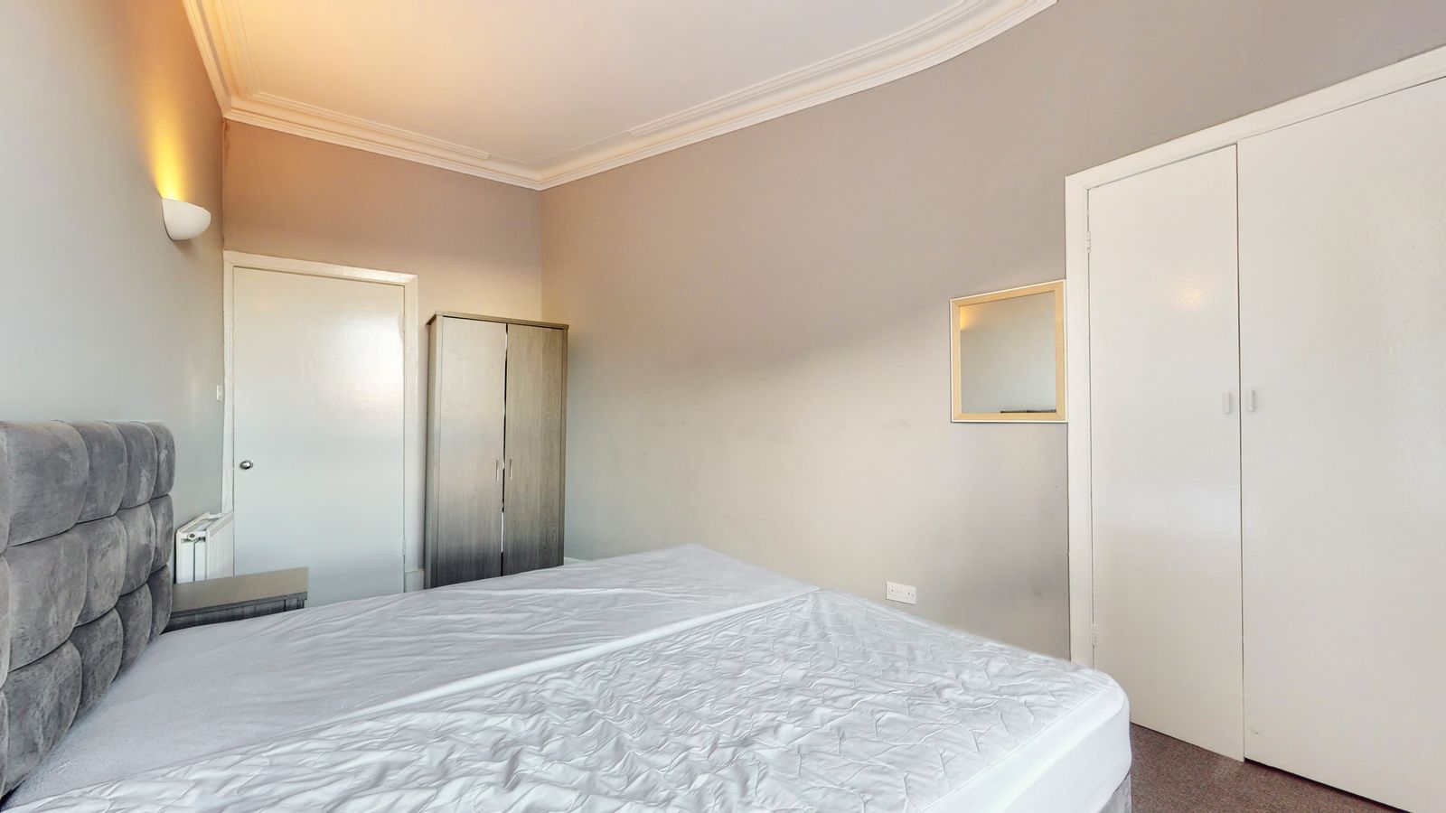 Bedroom 2 - 641 Duke Street - Two Bedroom Flat to Let Dennistoun