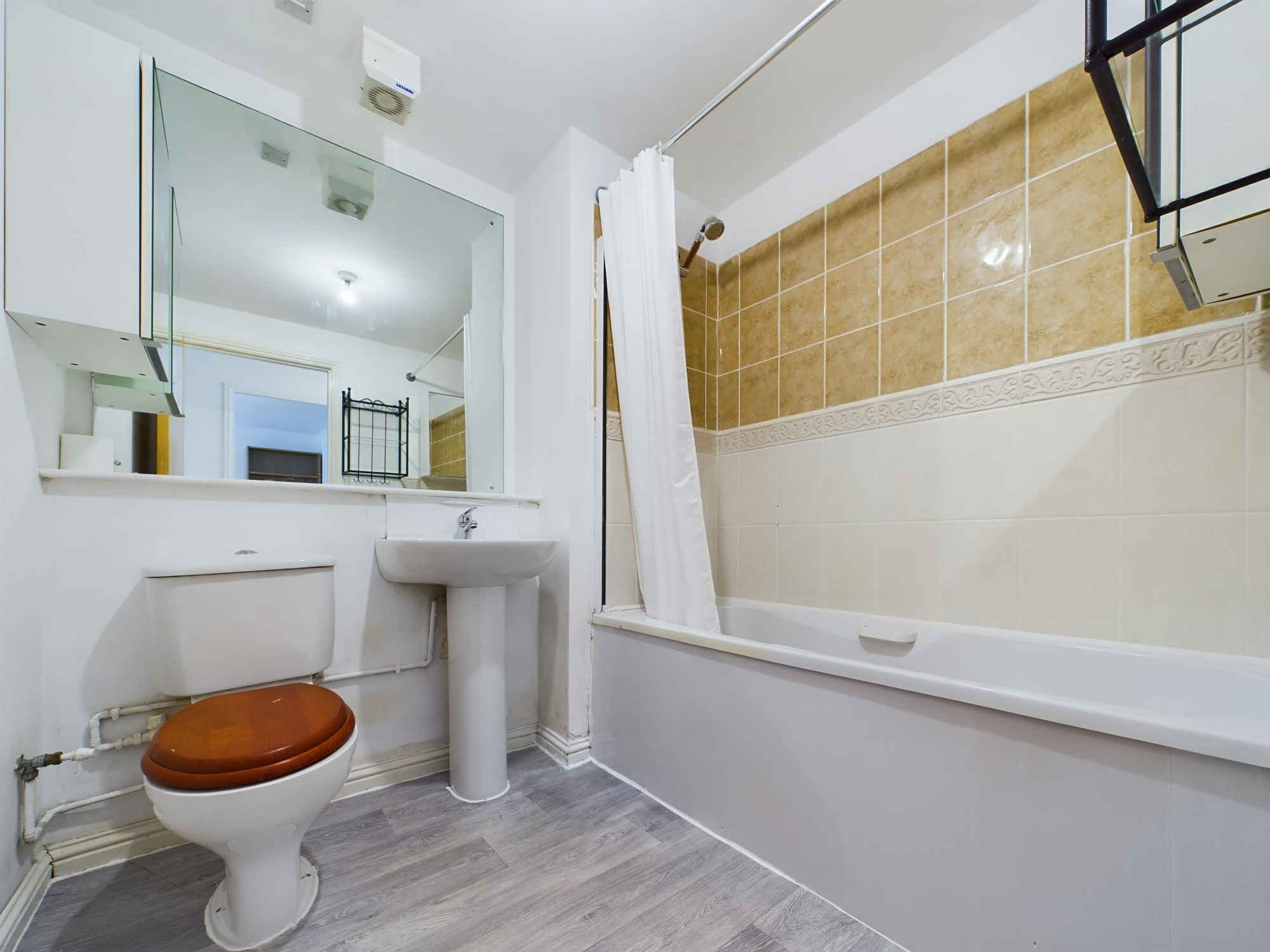 Benalder Street - Two Bedroom Flat To Let Glasgow