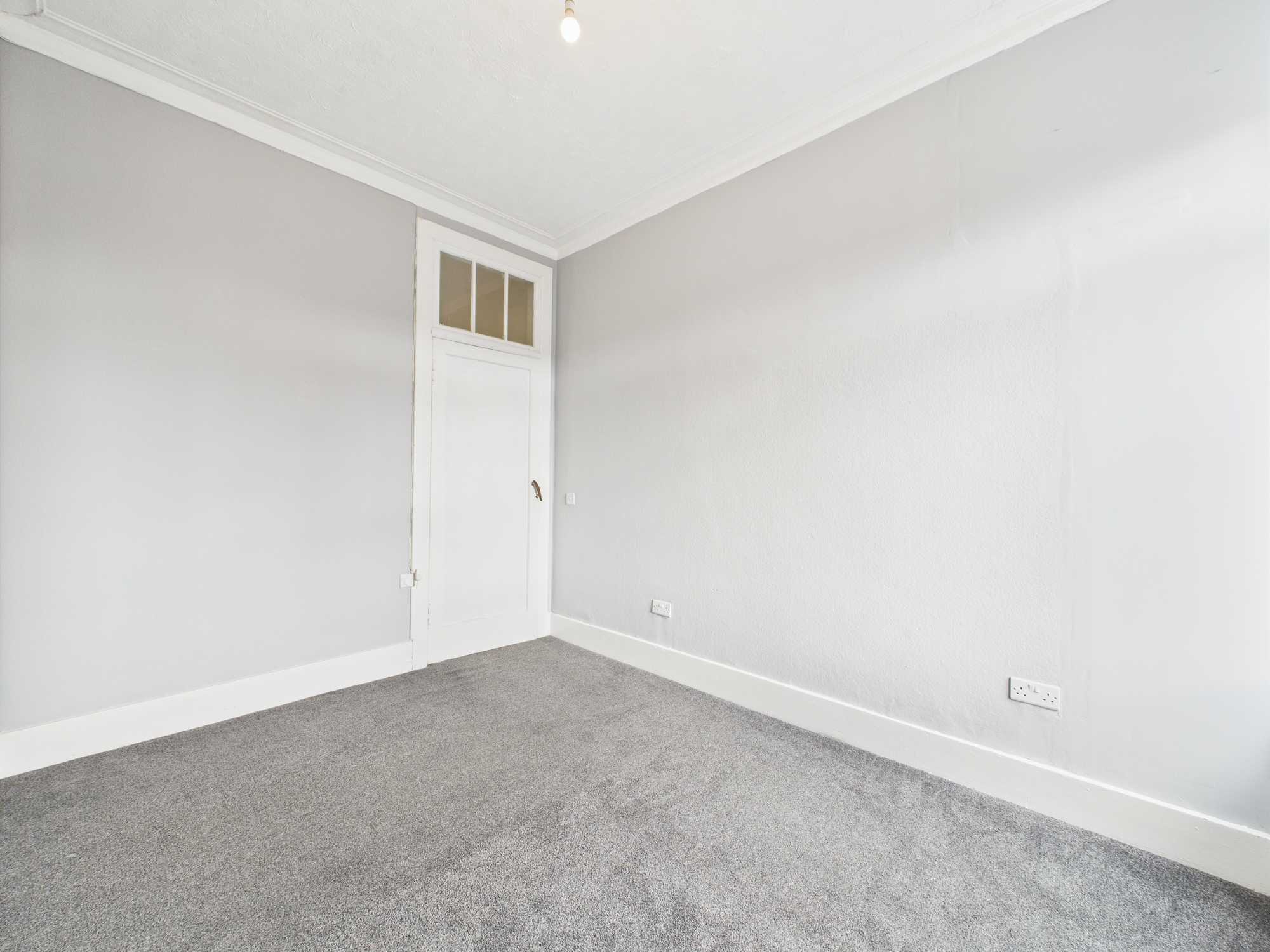 bedroom-2-x2 Renfield Street - Two Bedroom Tenement Flat To Let In Renfrew