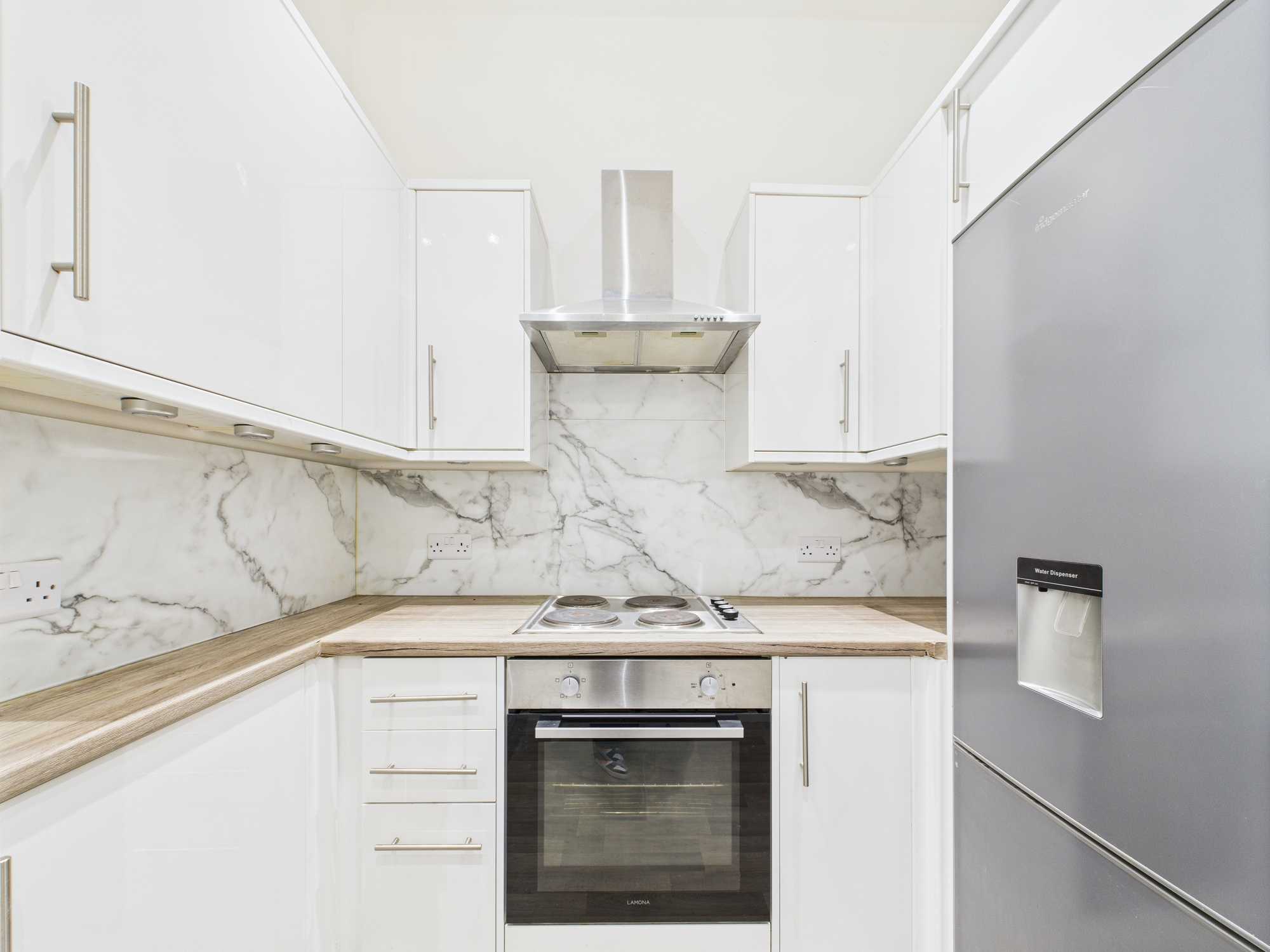 kitchen-2 Renfield Street - Two Bedroom Tenement Flat To Let In Renfrew