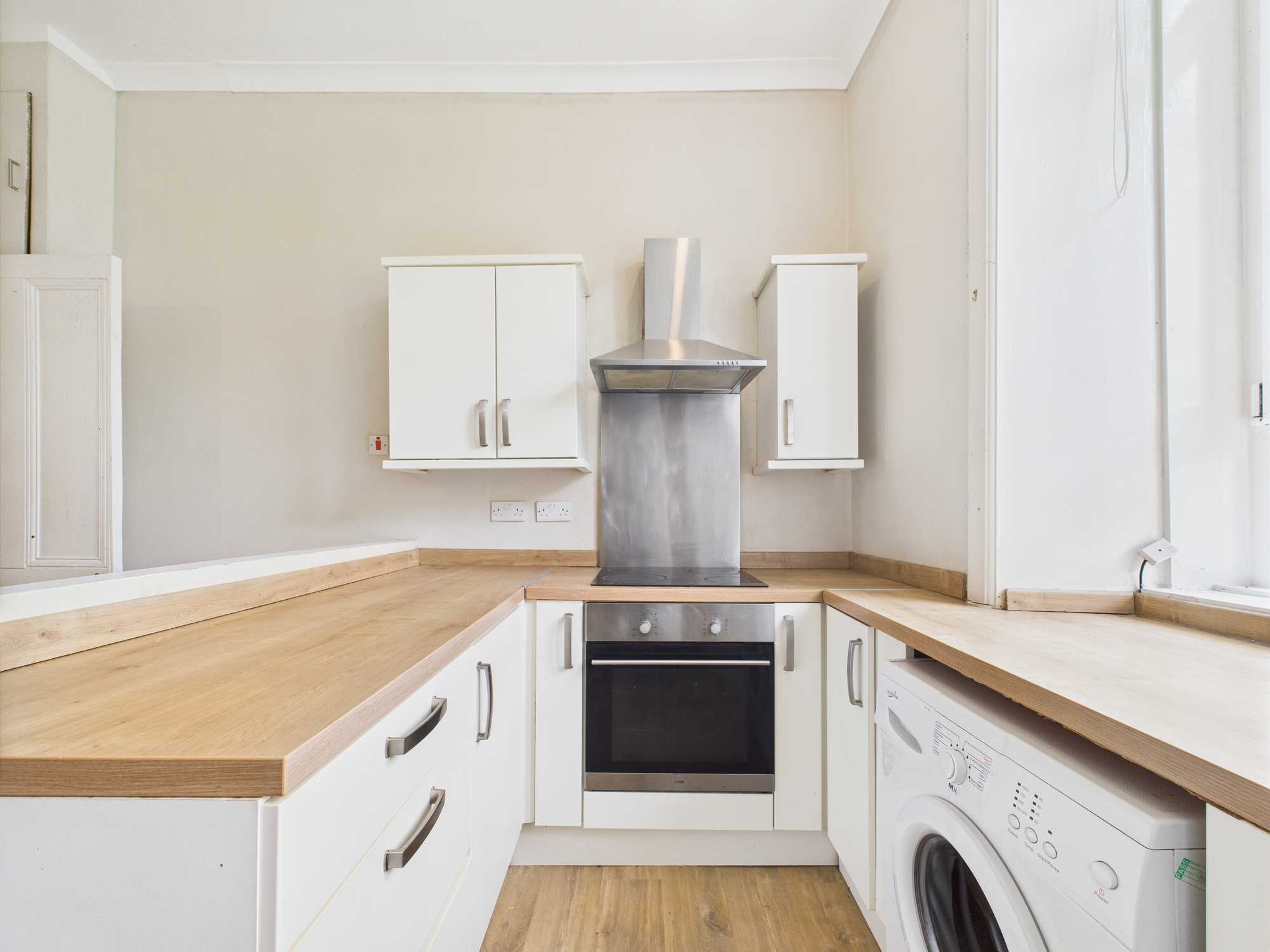 Cumming Drive - One Bedroom Flat To Let In Mount Florida Glasgow