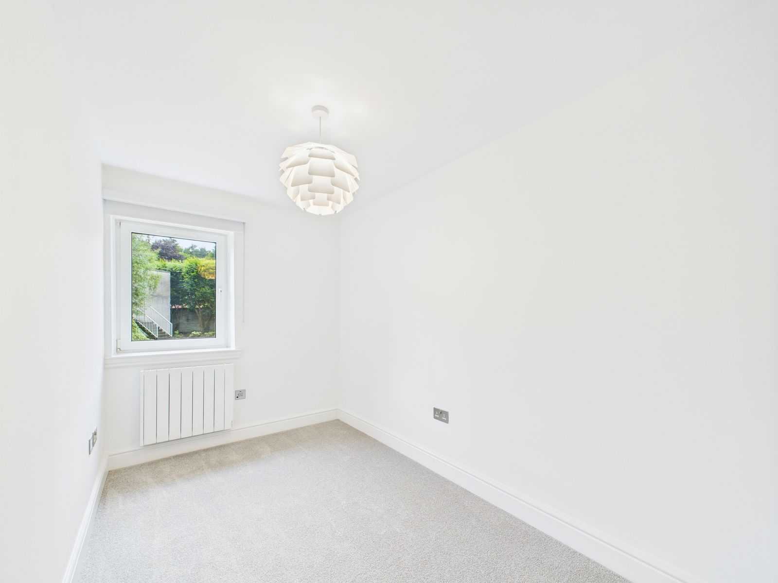 norwood park bedroom 1 Norwood Park - Three Bedroom Flat To Let In Bearsden