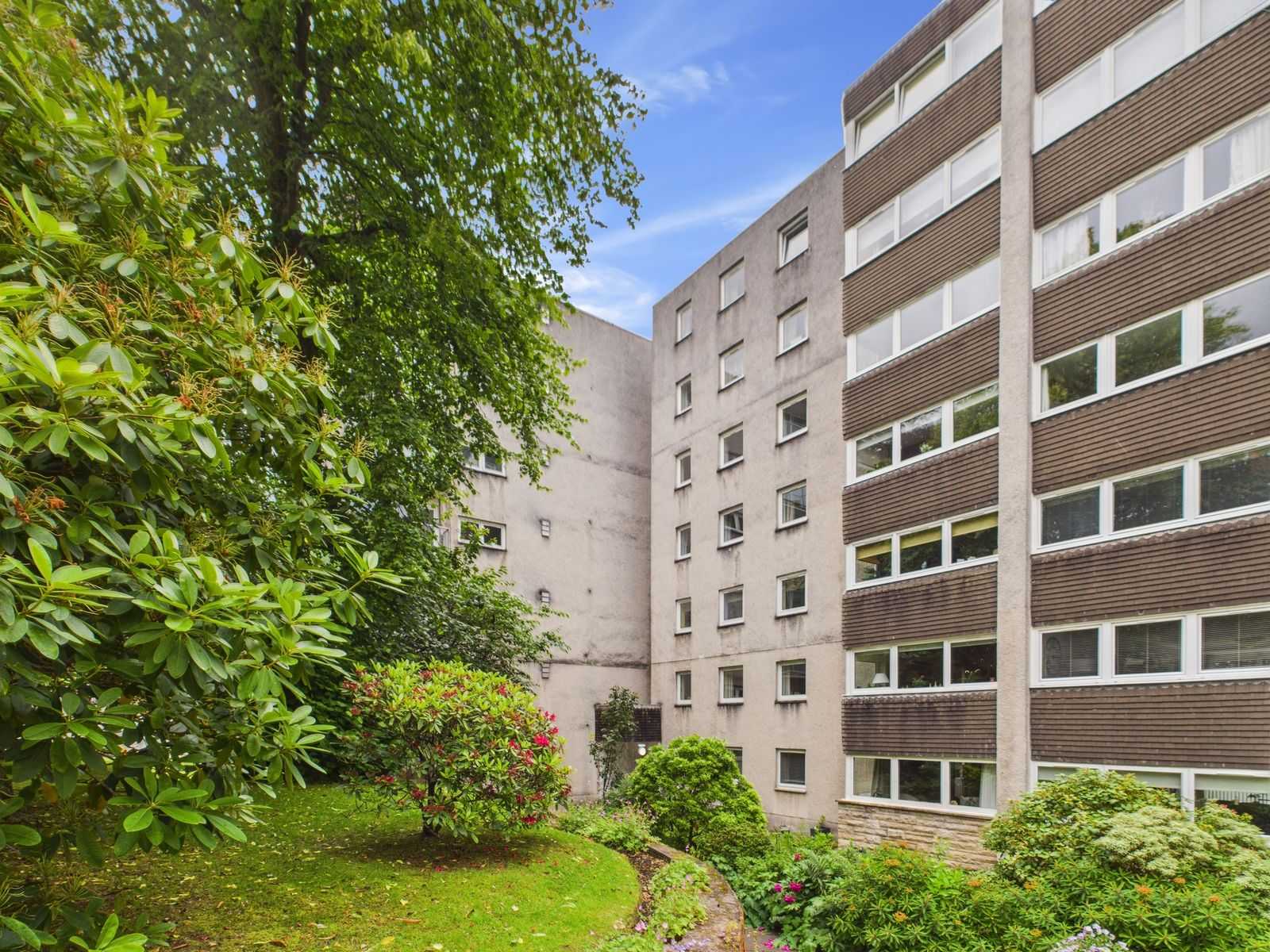 norwood park front Norwood Park - Three Bedroom Flat To Let In Bearsden