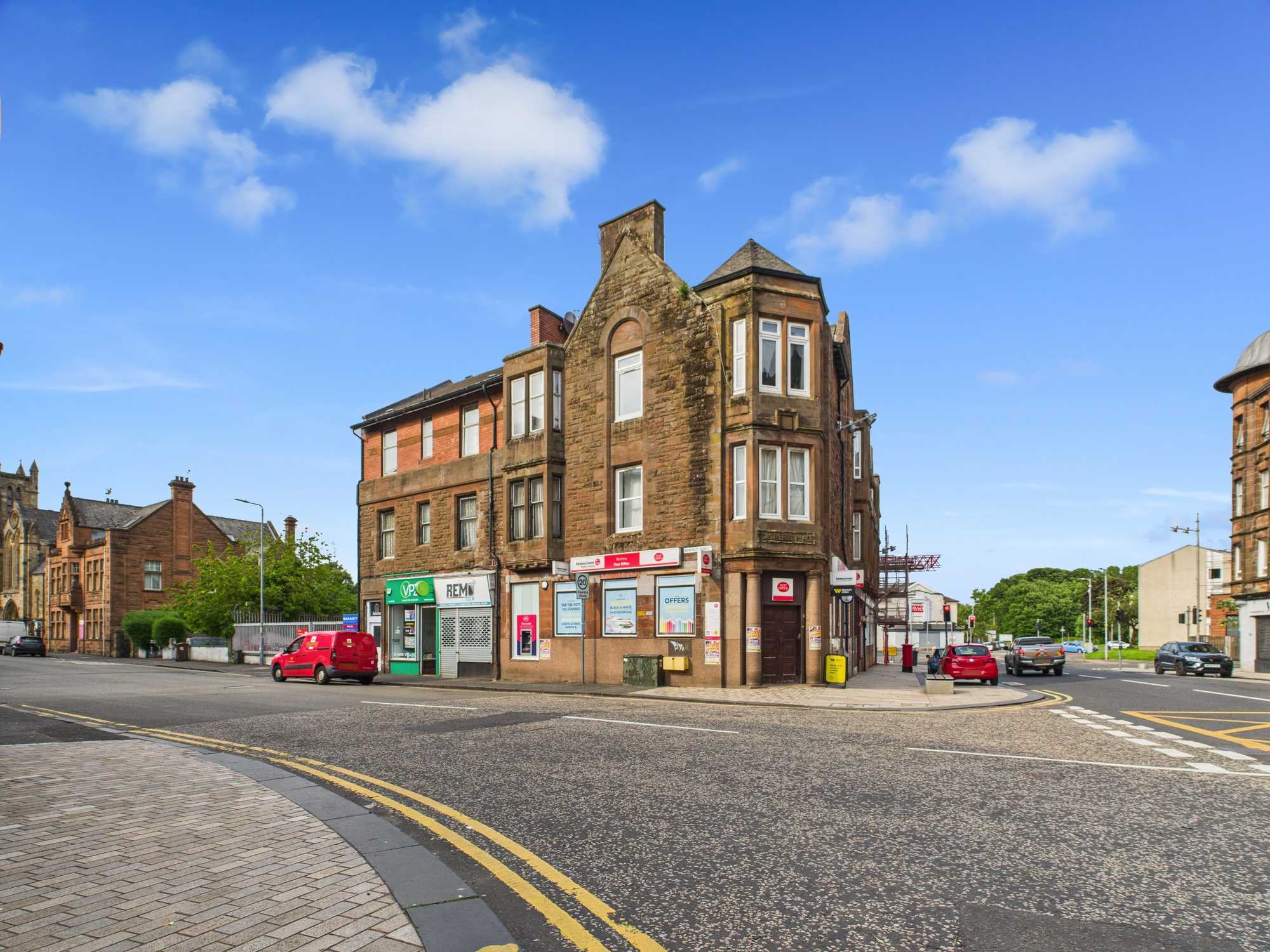 renfield-street-street-view-one Renfield Street - Two Bedroom Tenement Flat To Let In Renfrew