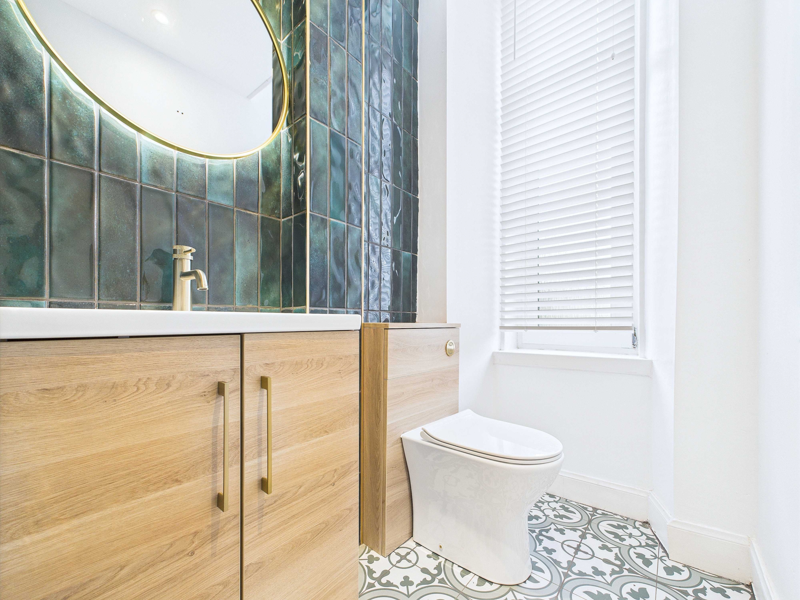 1 Ewing Street, Rutherglen bathroom 4 Ewing Street - One Bedroom Flat To Let In Rutherglen