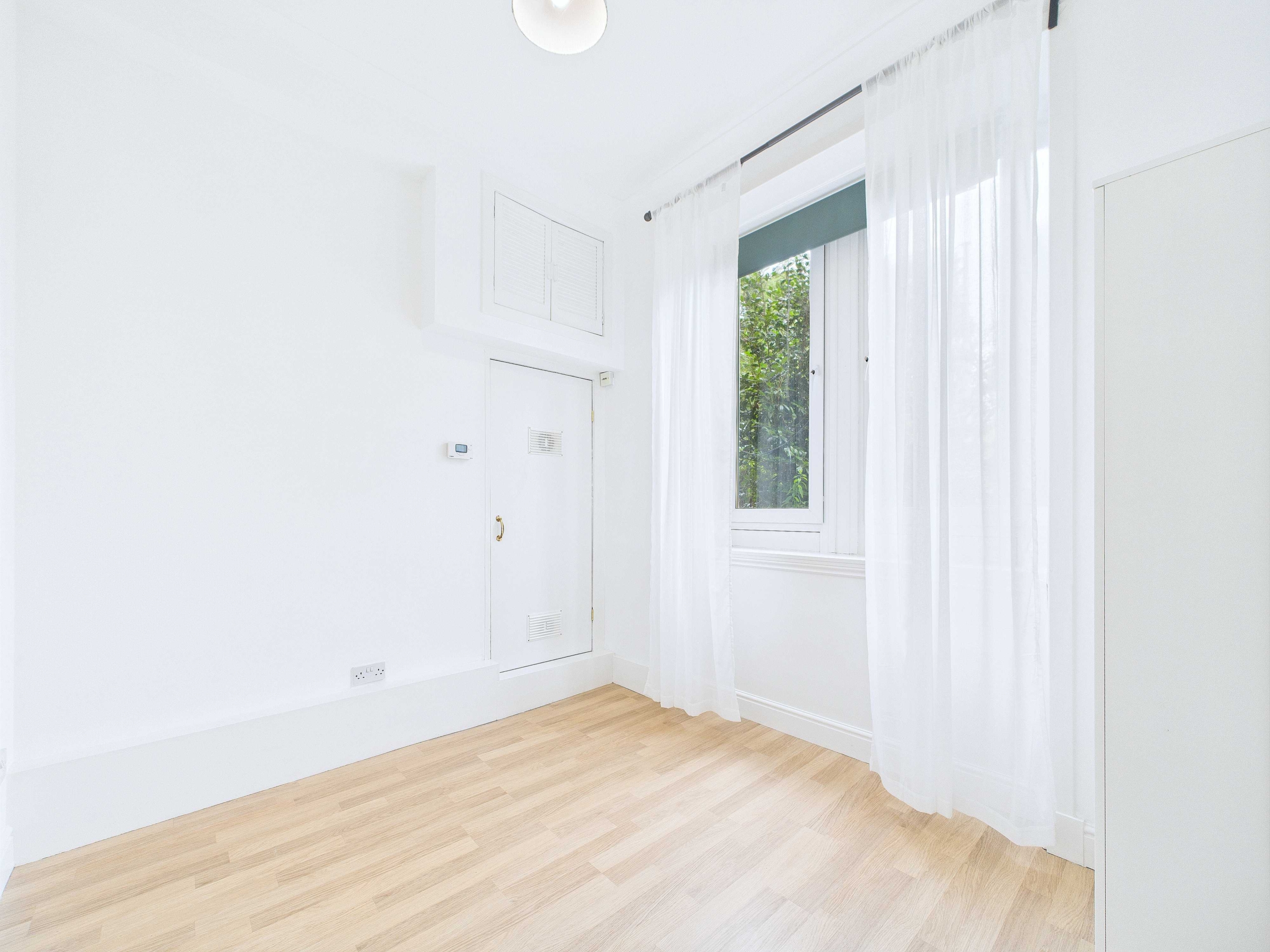 1 Ewing Street, Rutherglen bedroom Ewing Street - One Bedroom Flat To Let In Rutherglen