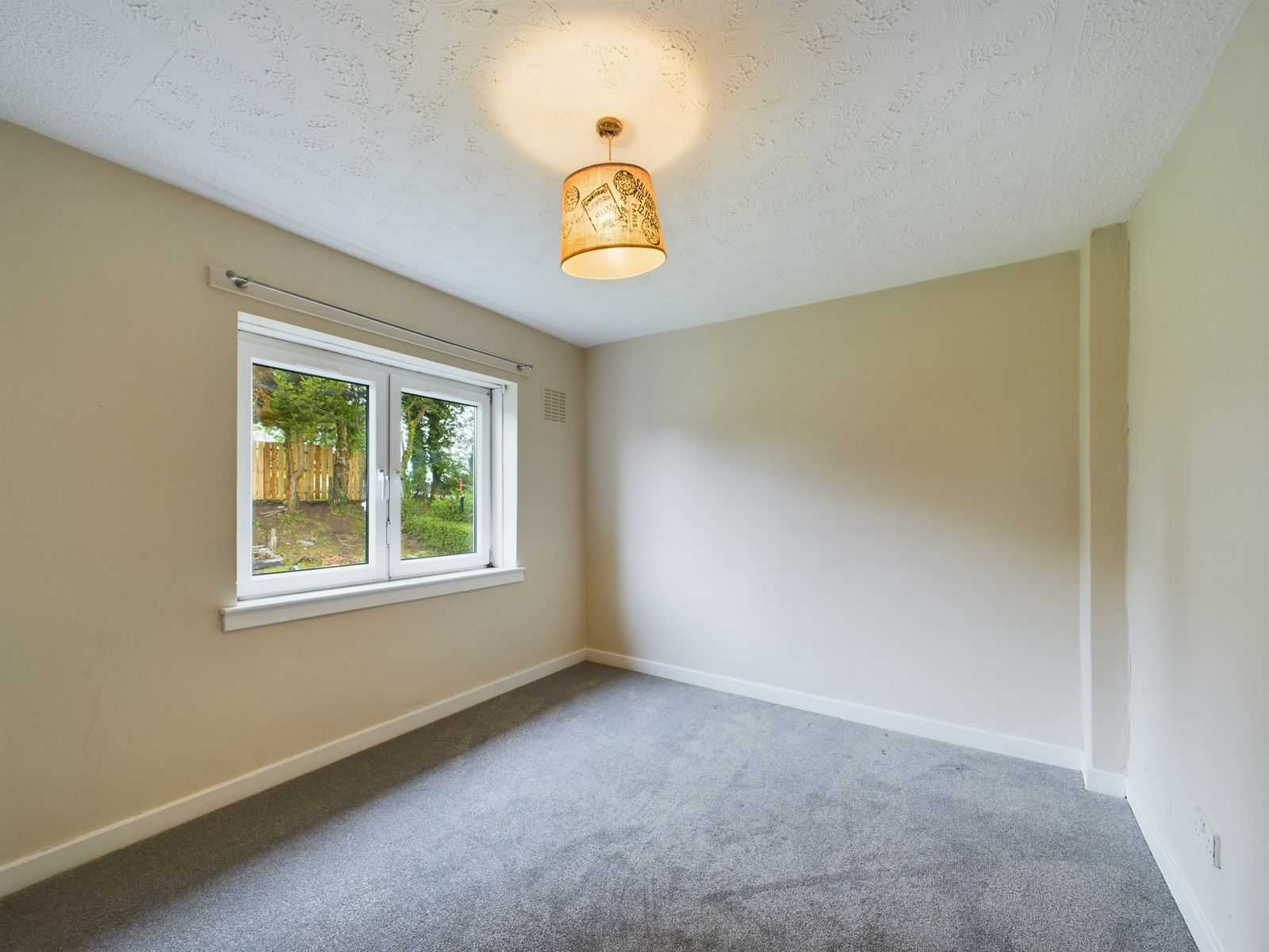 Cardross Road - Two Bedroom House To Let In Dumbarton