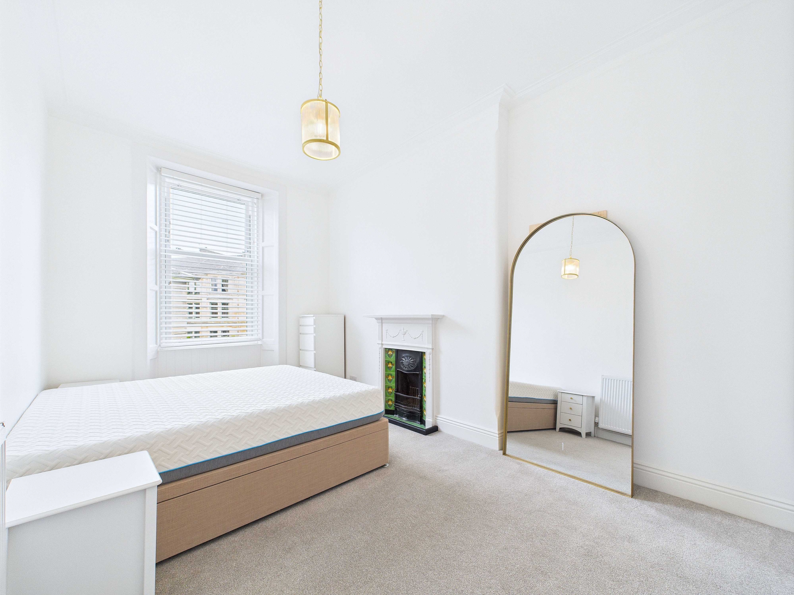 21 Greenlaw Avenue bedroom Greenlaw Avenue - One Bedroom Flat To Let In Paisley