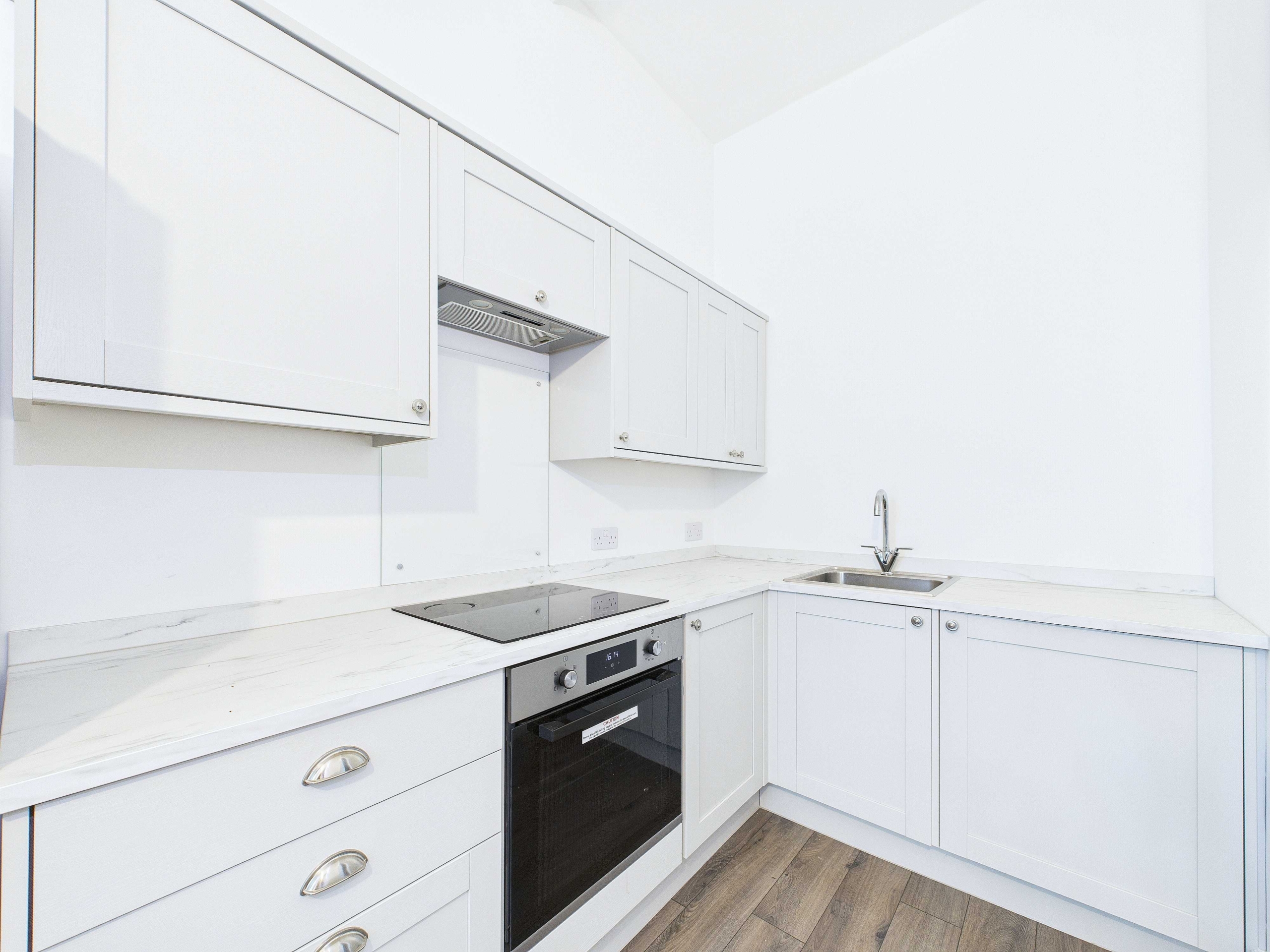 21 Greenlaw Avenue kitchen 4 Greenlaw Avenue - One Bedroom Flat To Let In Paisley