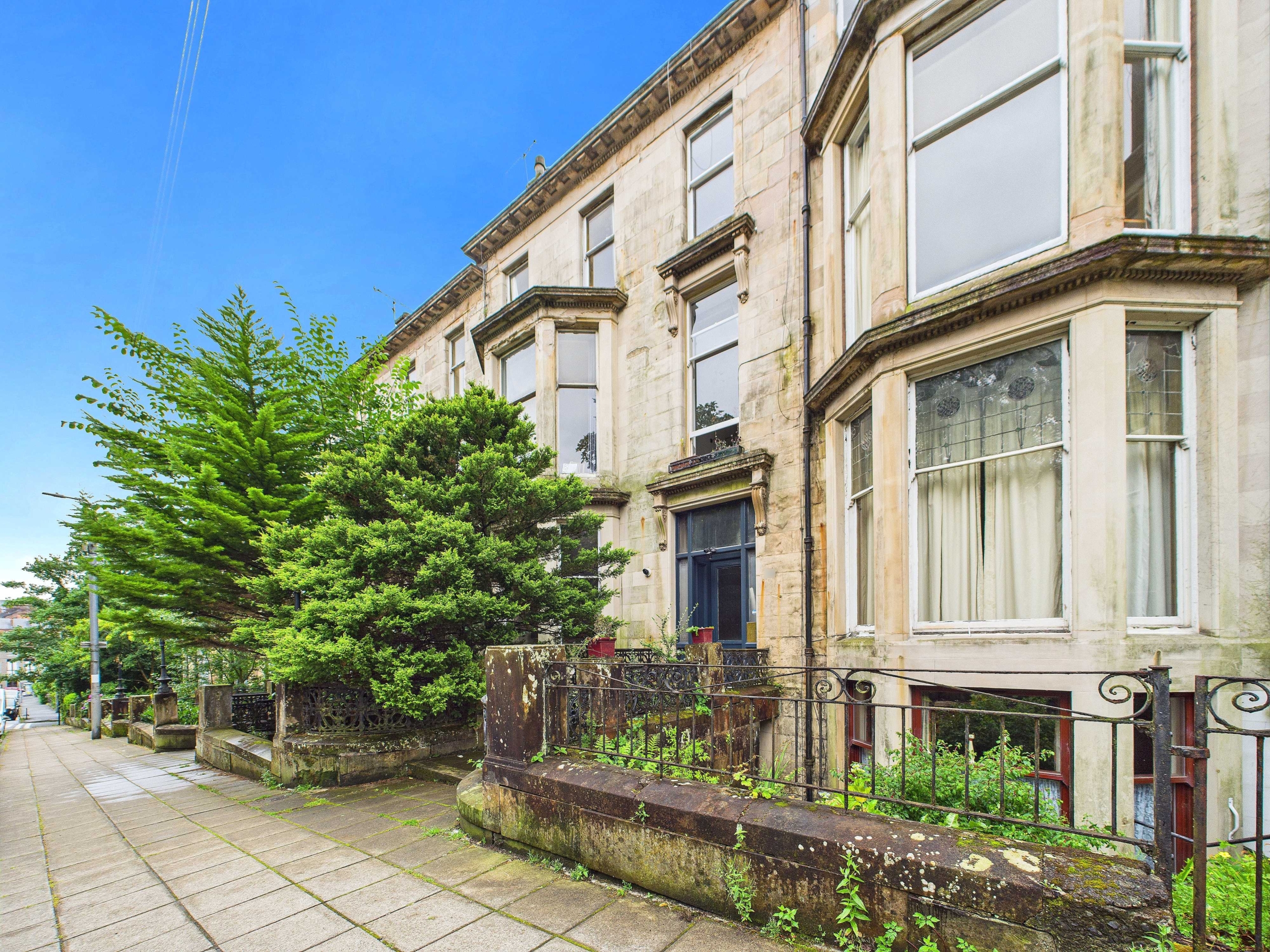 Huntley Gardens - Studio Apartment To Let In Glasgow's West End