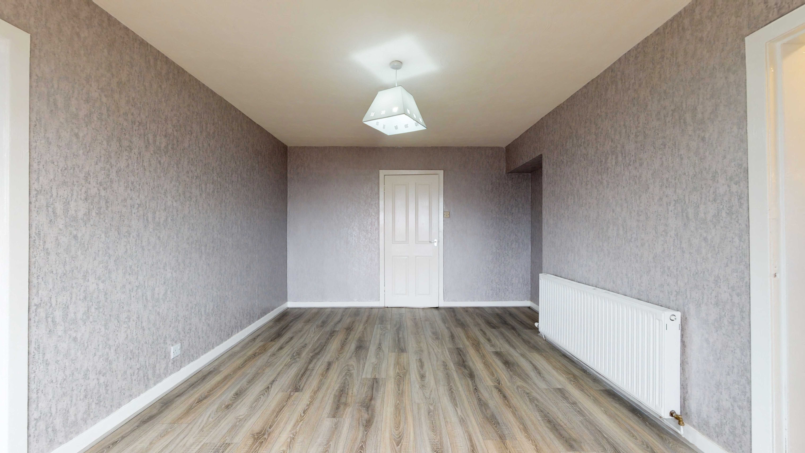 Chirnside Road - Three Bedroom Flat To Let In Hillington