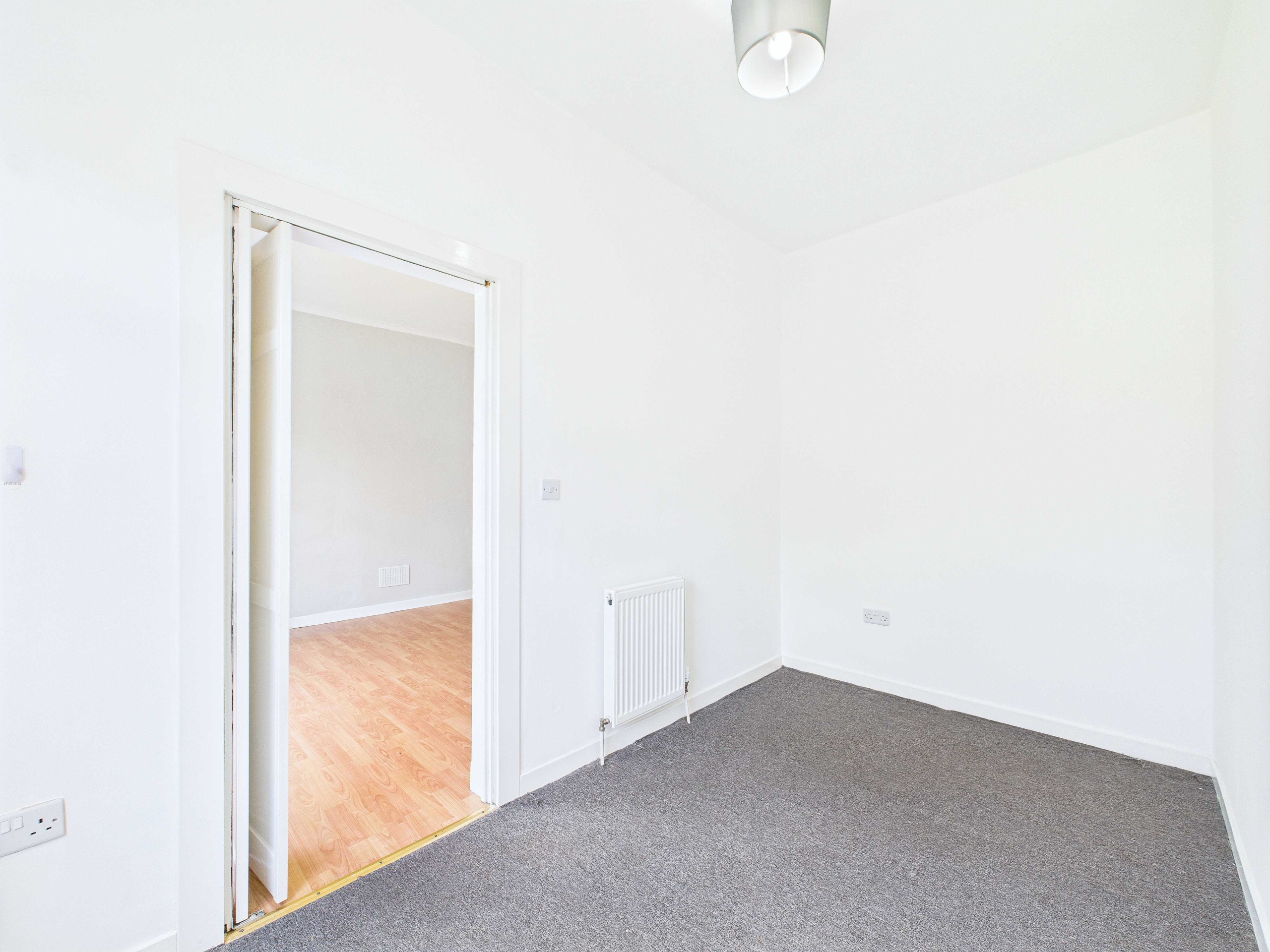 90 Burnfoot Drive Bedroom 3 x1 Burnfoot Drive - Three Bedroom Lower Cottage Flat To Let In Cardonald