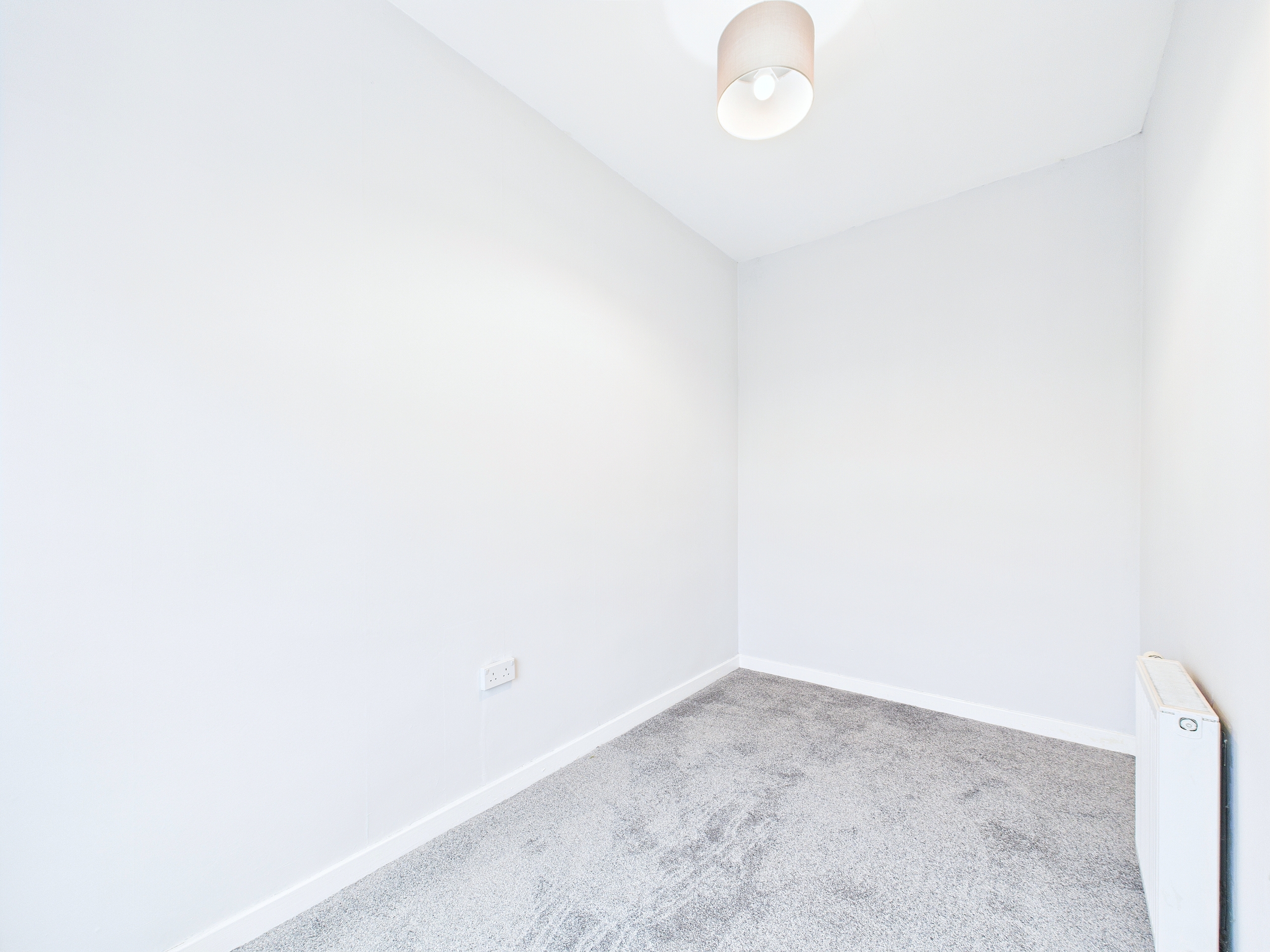 144 Kinnell Avenue – Three Bedroom Lower Cottage Flat To Let Hillington 144 Kinnell Avenue – Three Bedroom Lower Cottage Flat To Let Hillington