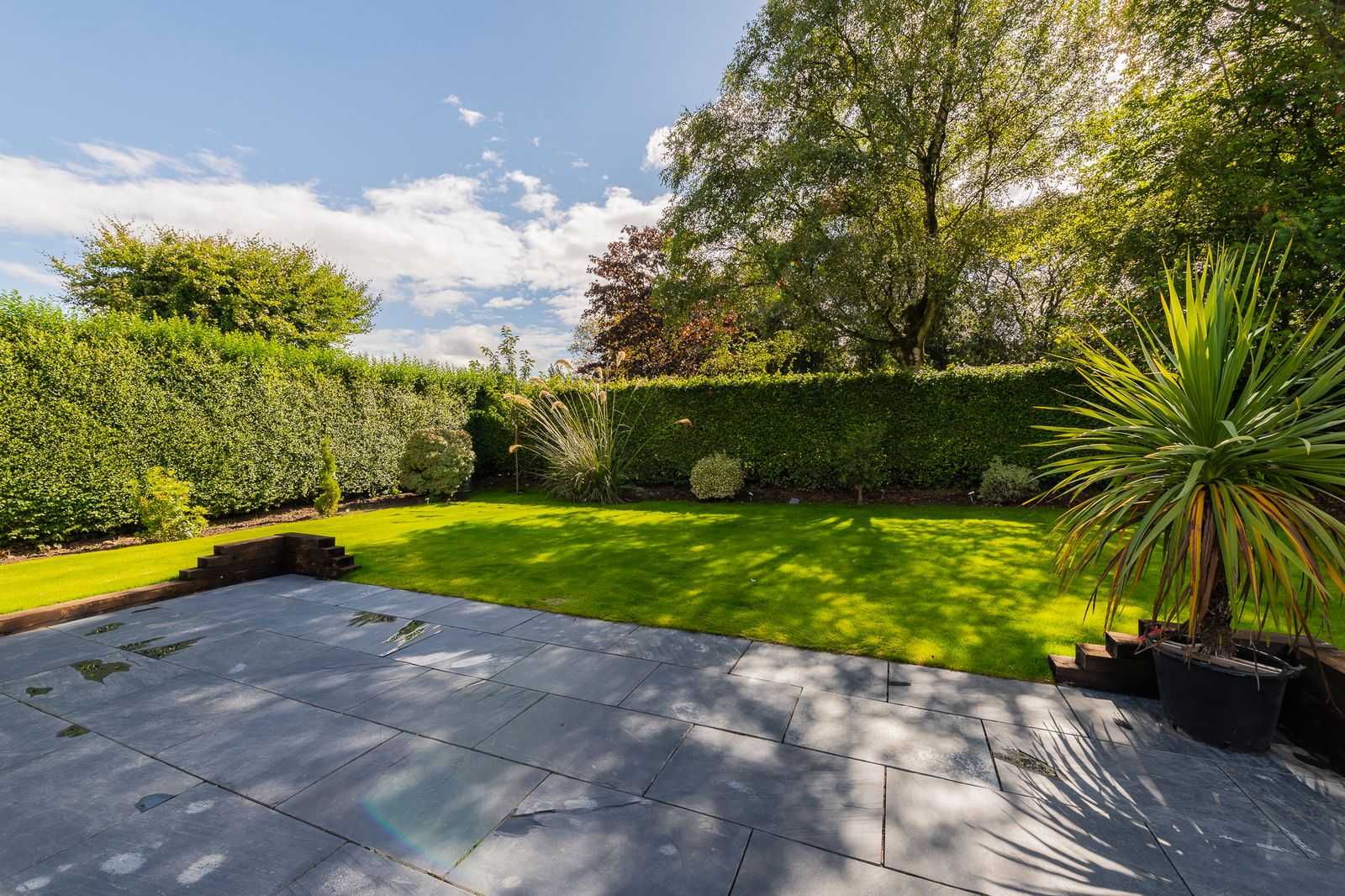 baldernock manse garden 3 Baldernock Manse - Three Bedroom Detached Villa To Let Bardowie