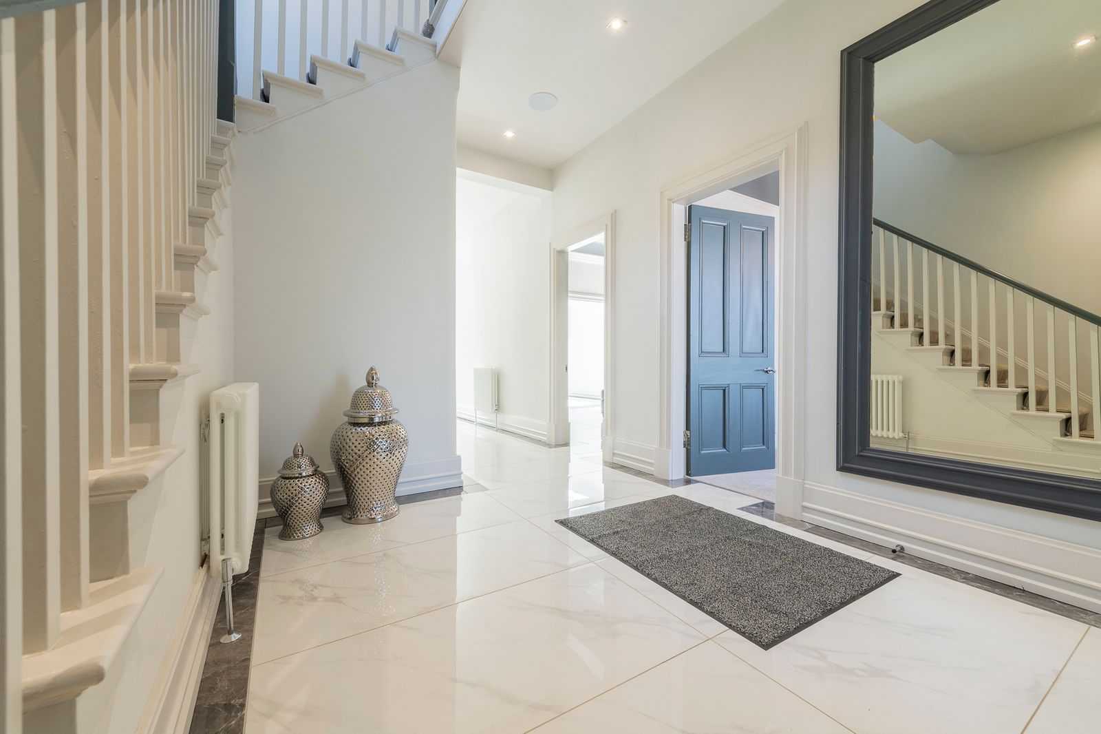 baldernock manse hallway 2 Baldernock Manse - Three Bedroom Detached Villa To Let Bardowie