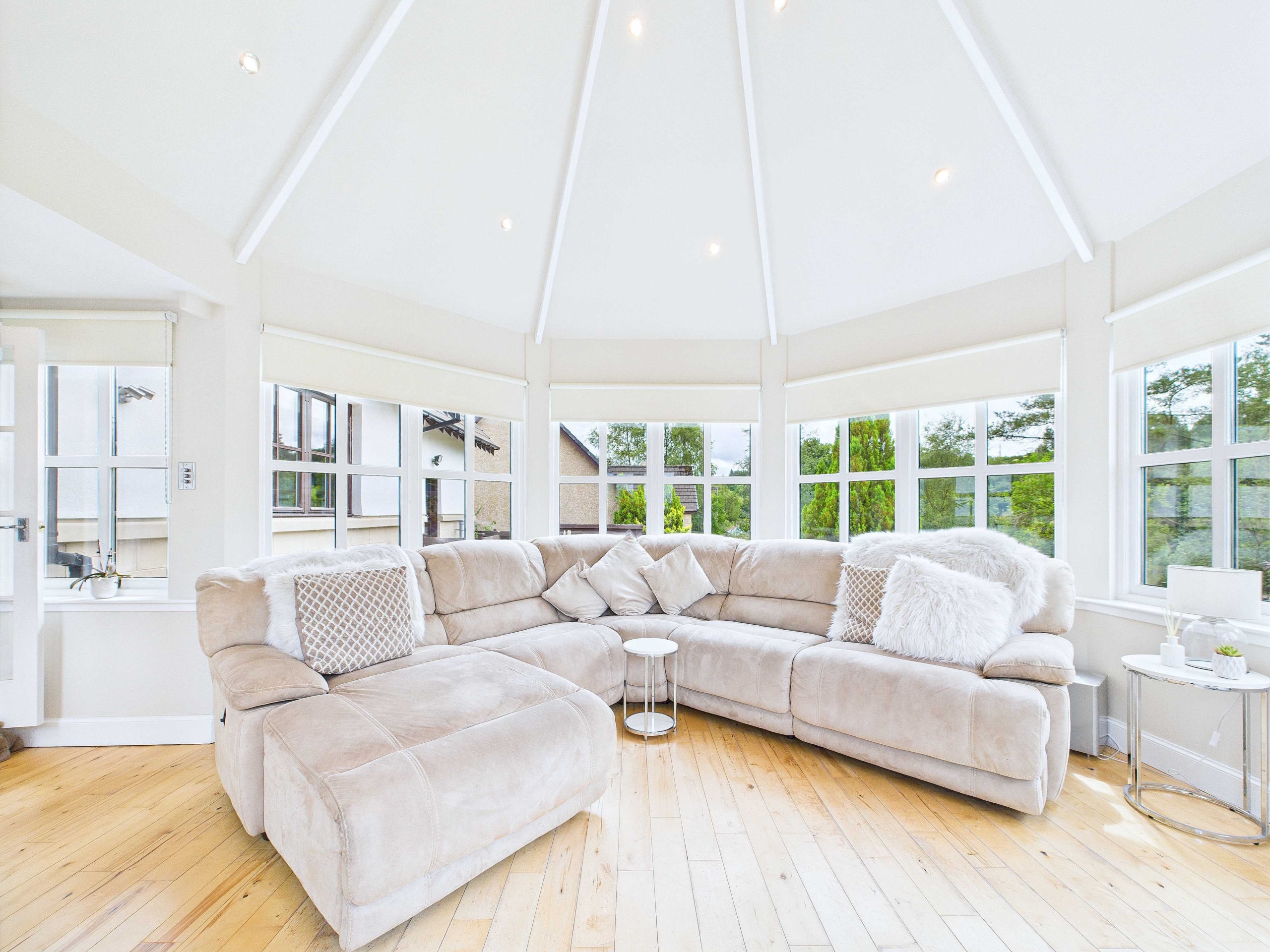 conservatory 1 Craigmarloch View - Five Bedroom Detached House To Let In Blanefield