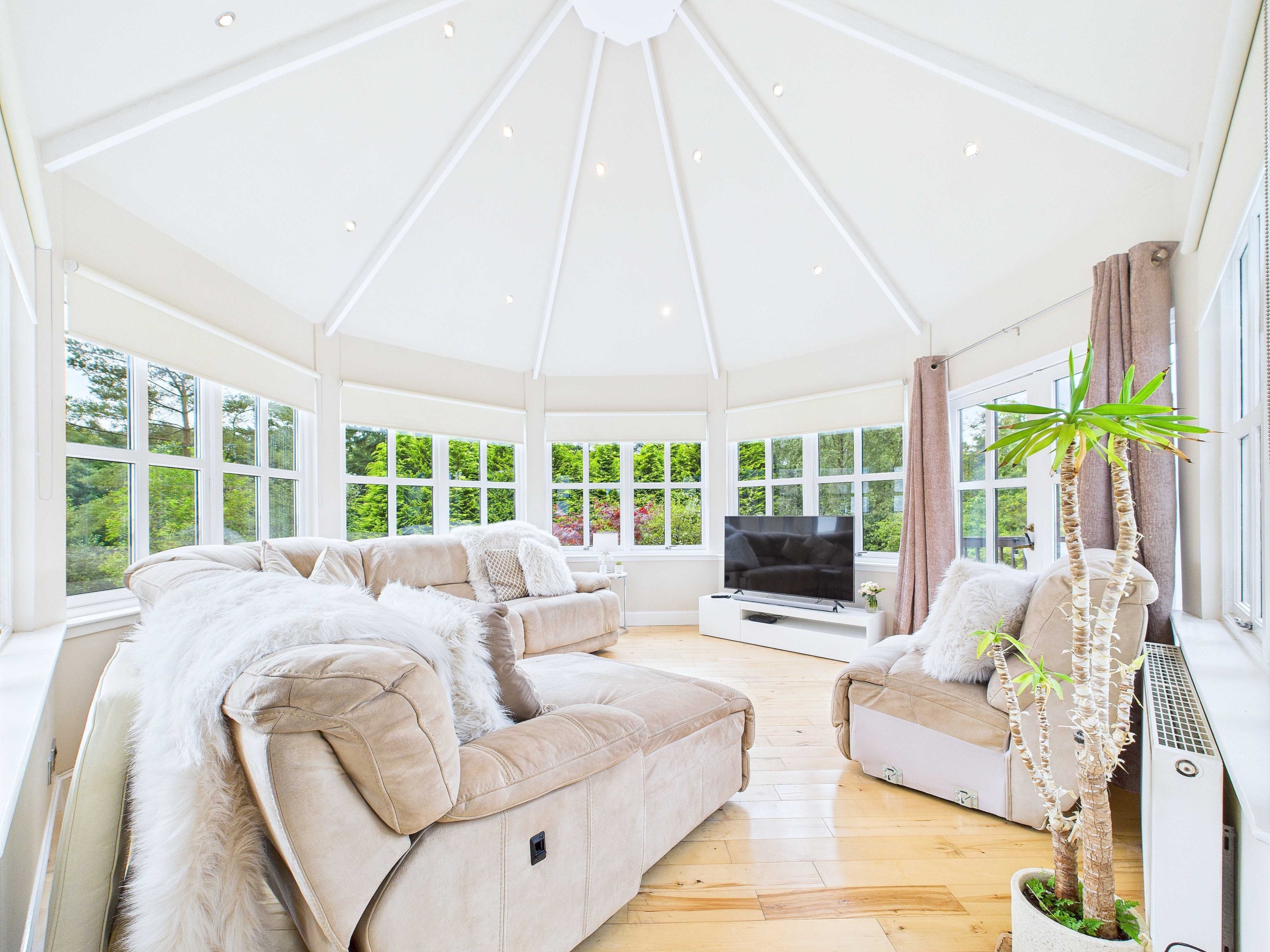 conservatory 2 Craigmarloch View - Five Bedroom Detached House To Let In Blanefield