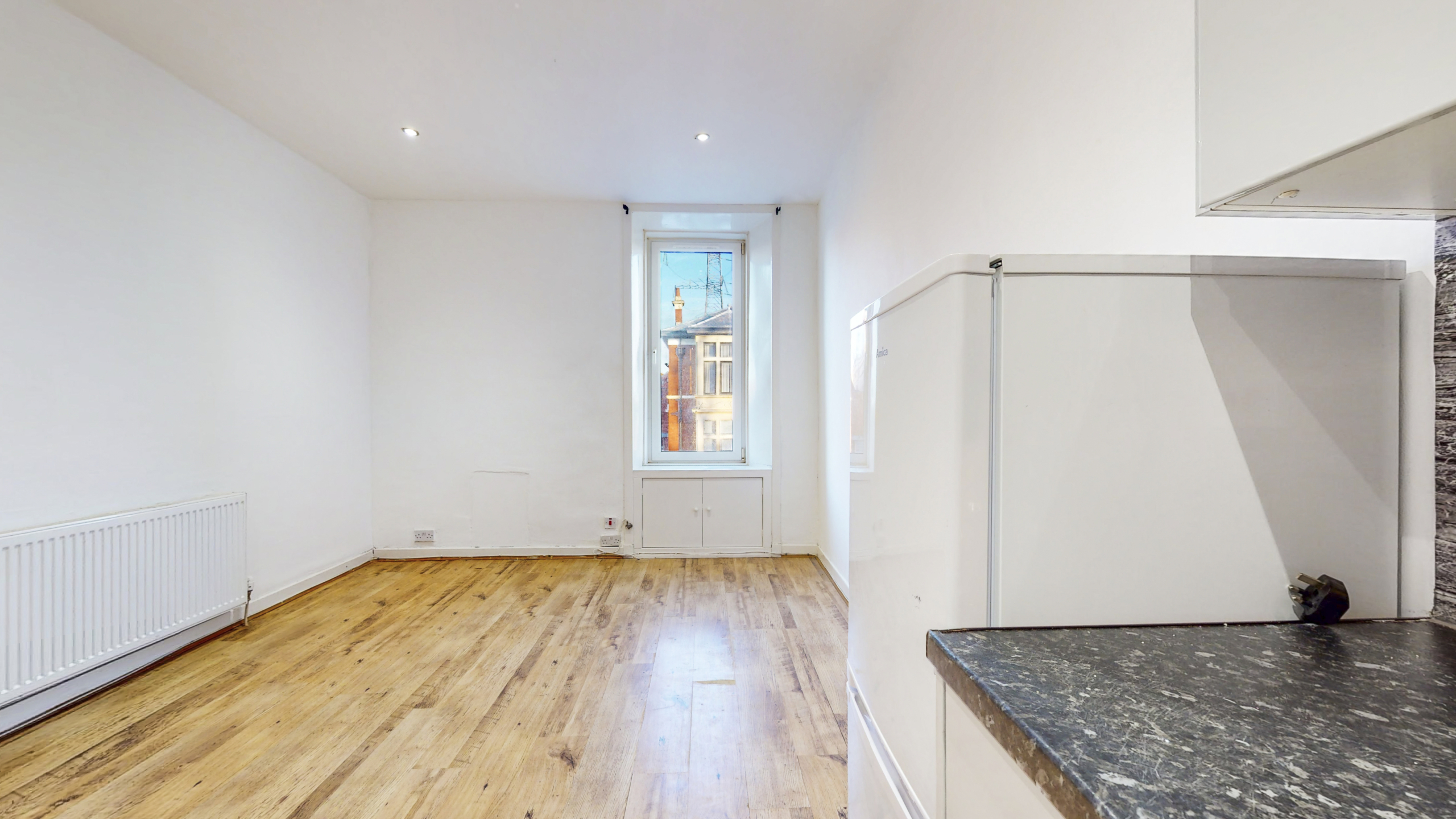 Flat to rent Paisley Blackhall St Paisley