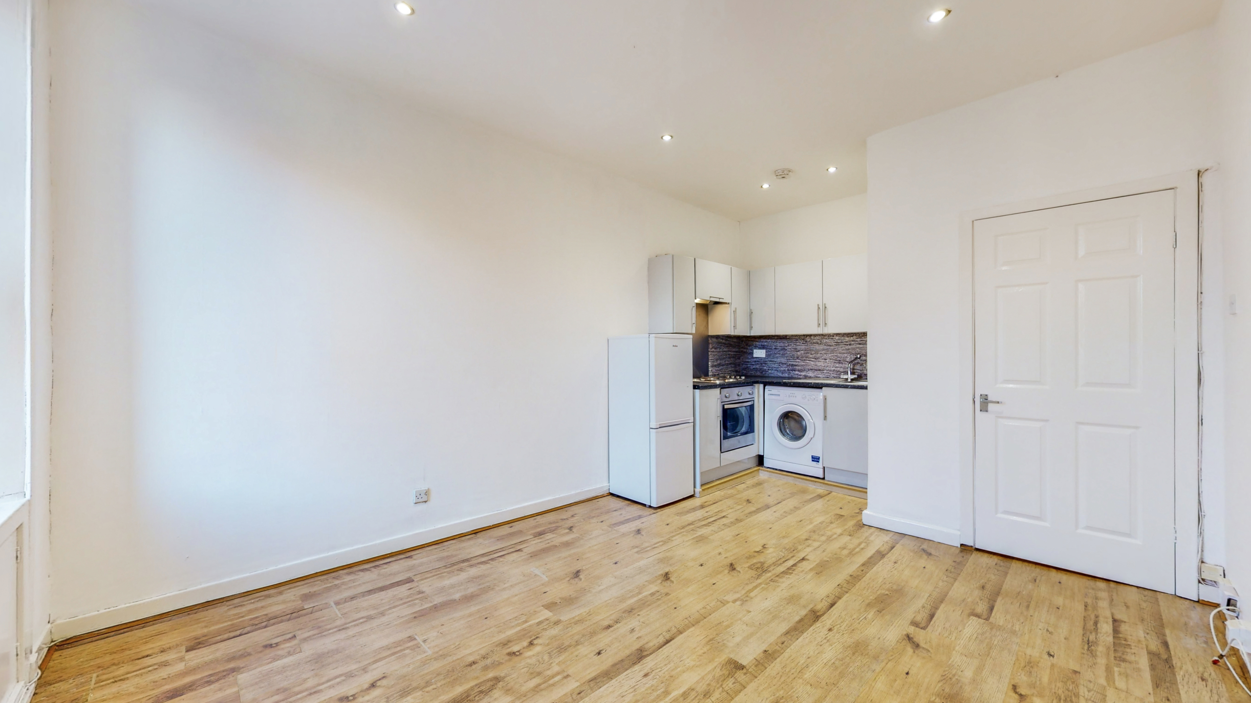 Blackhall St Paisley Flat to rent Paisley