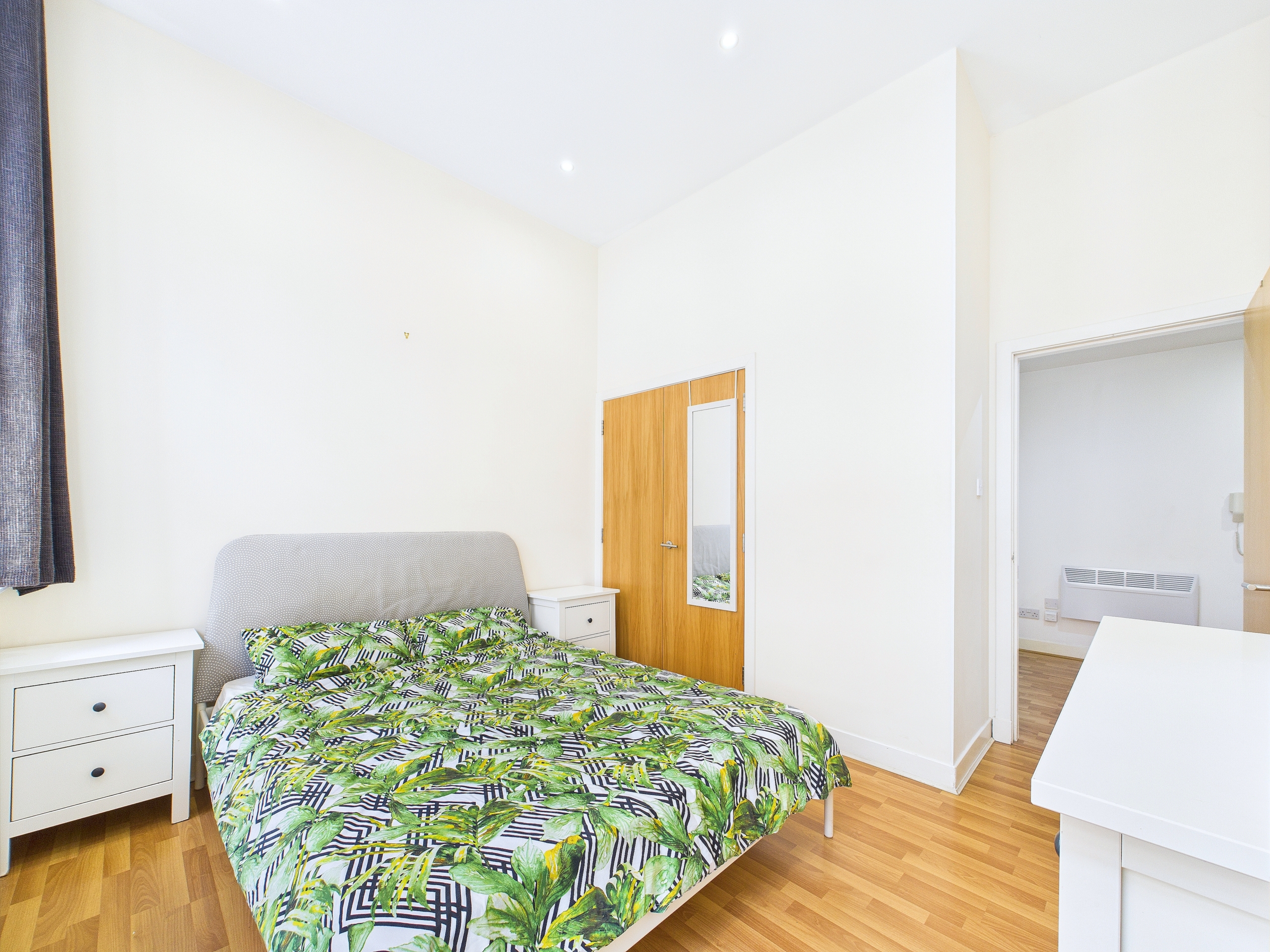 2:2 16 south frederick street bedroom 3 South Frederick Street - One Bedroom Flat For Sale In Glasgow City Centre