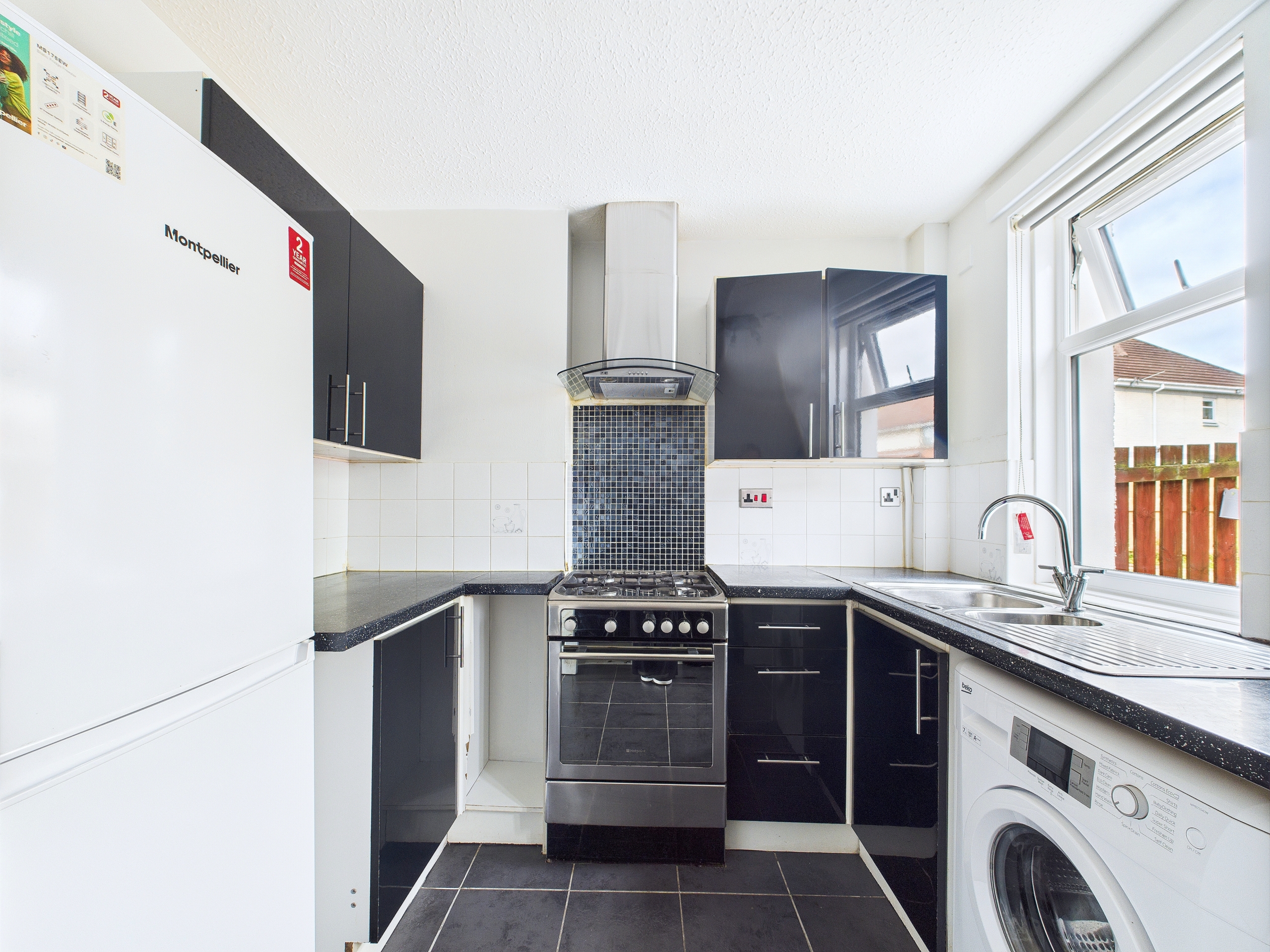 Burnside Crescent - Ground Floor Two Bedroom Flat To Let In Blantyre