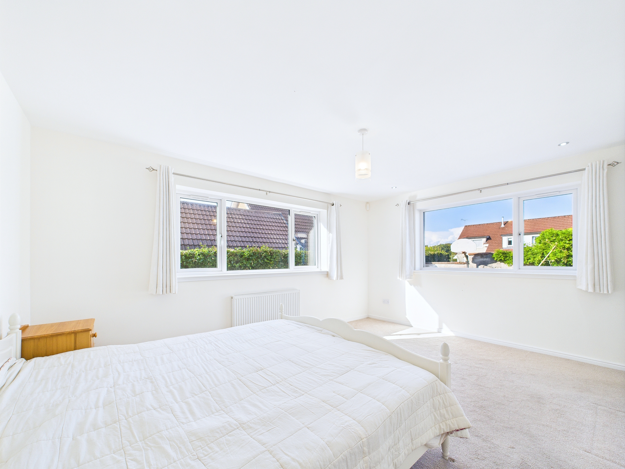 39 Kirkdene Avenue – Four Bedroom Bungalow Newton Mearns