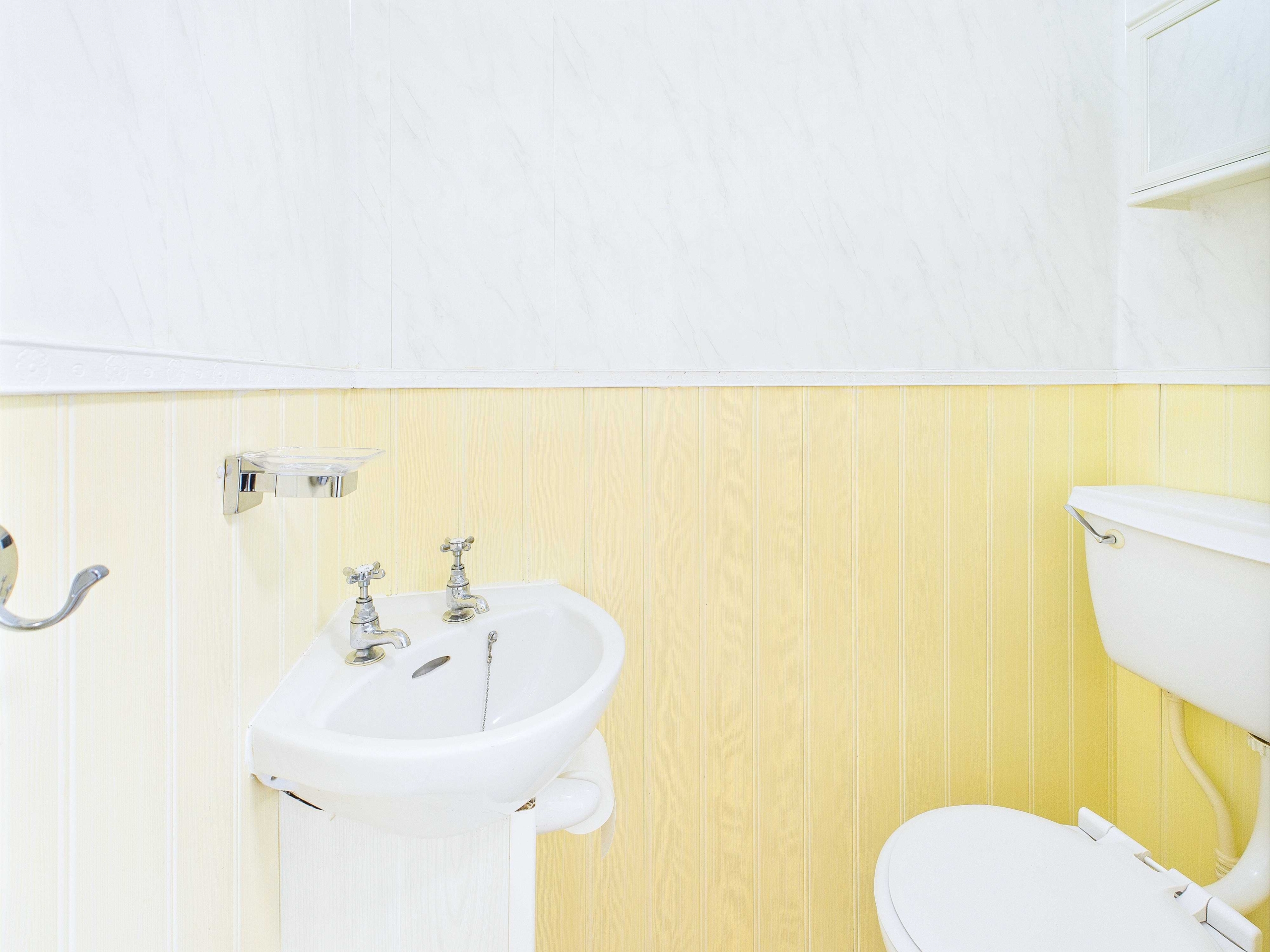 Carnoustie Crescent22 Carnoustie Crescent - Three Bedroom Terrace to Let East Kilbride