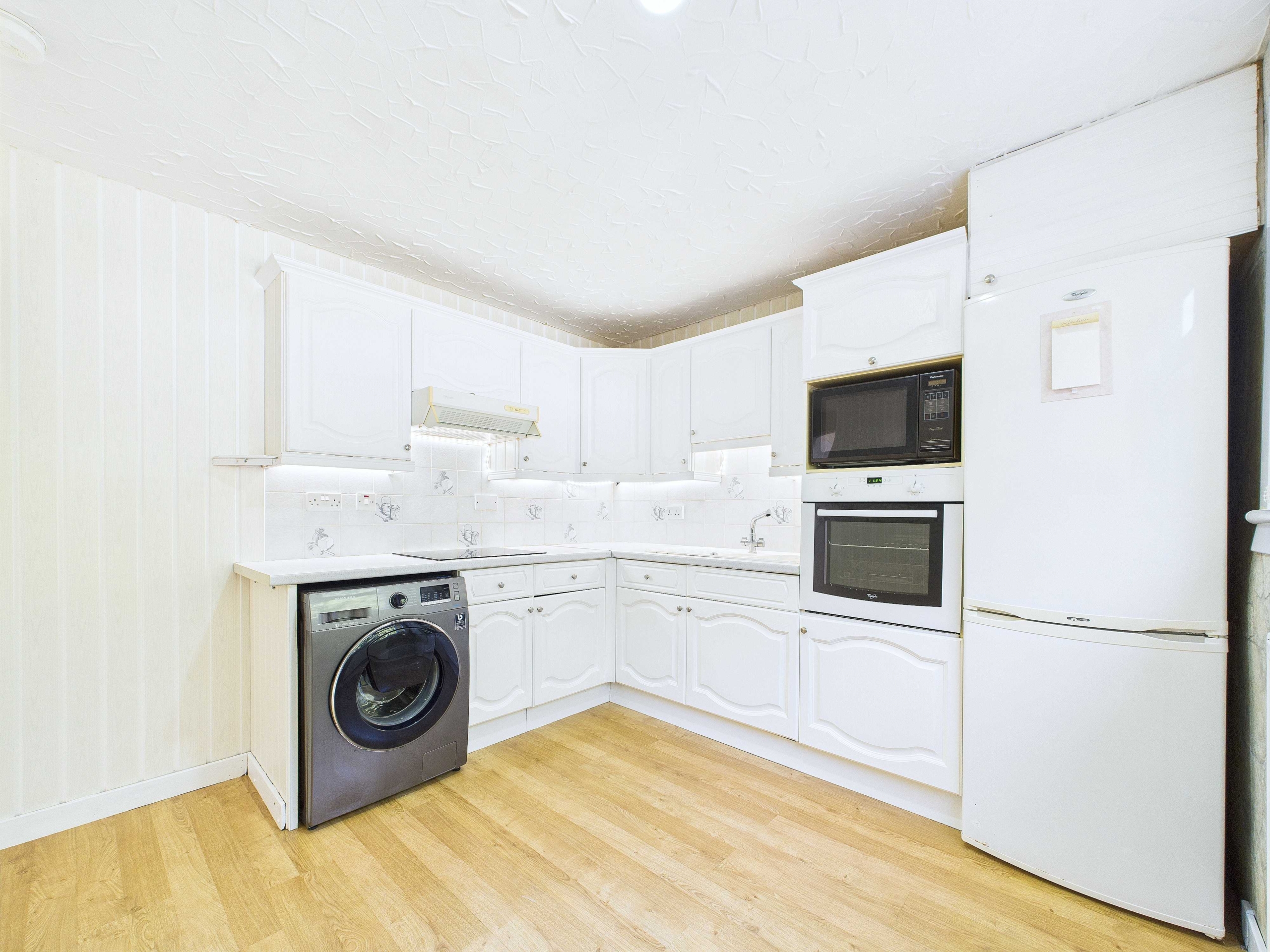 Carnoustie Crescent31 Carnoustie Crescent - Three Bedroom Terrace to Let East Kilbride