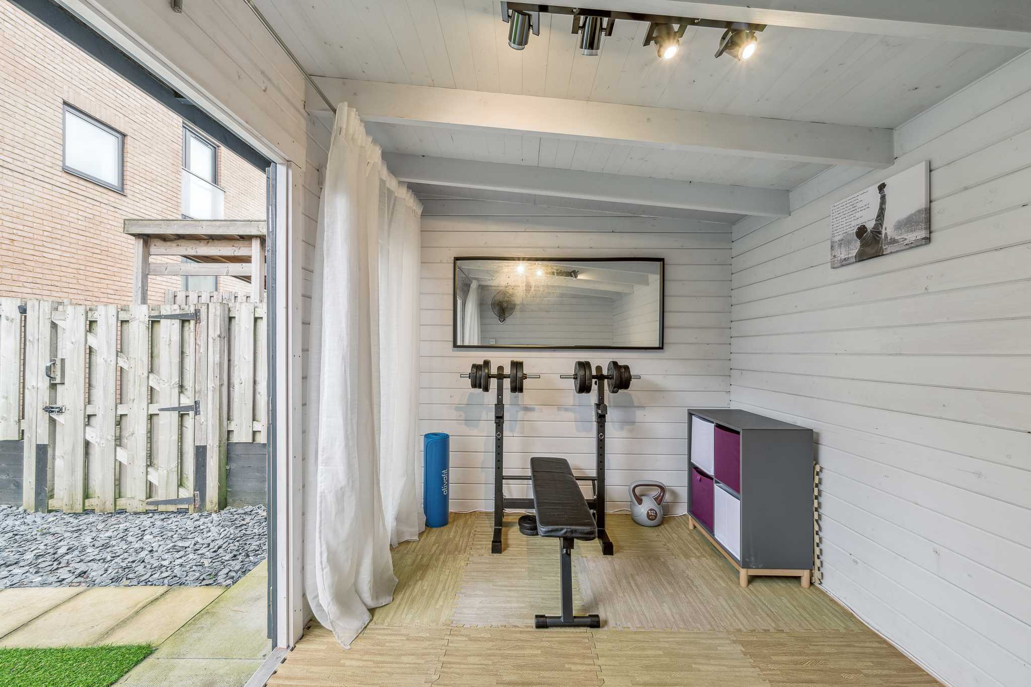 guest house 2 home office and gym Minerva Street - One Bedroom Flat To Let In Finnieston Glasgow