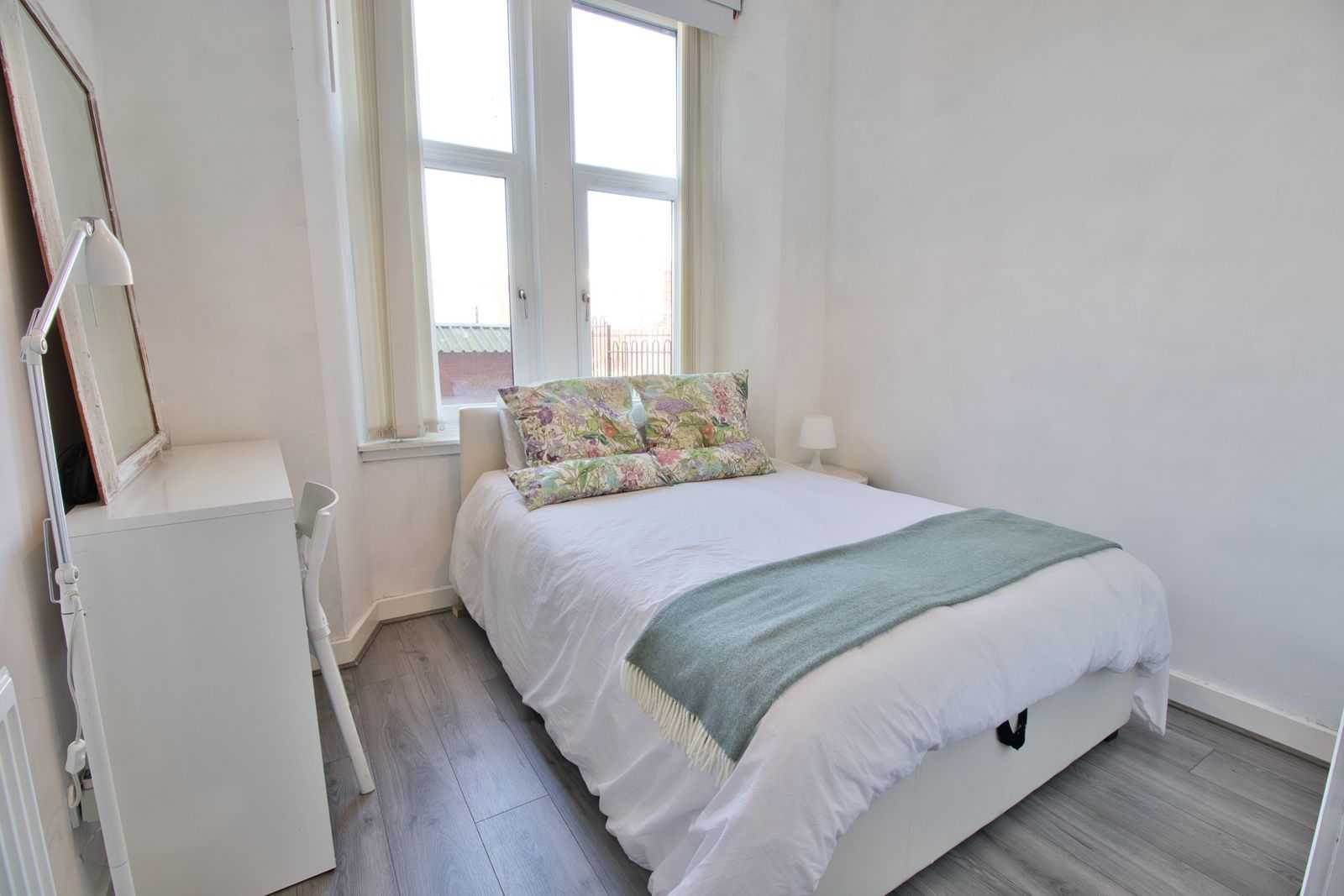 upload_bedroom_2_64ecb4f8438d2 Two Bedroom Flat To Let In Partick