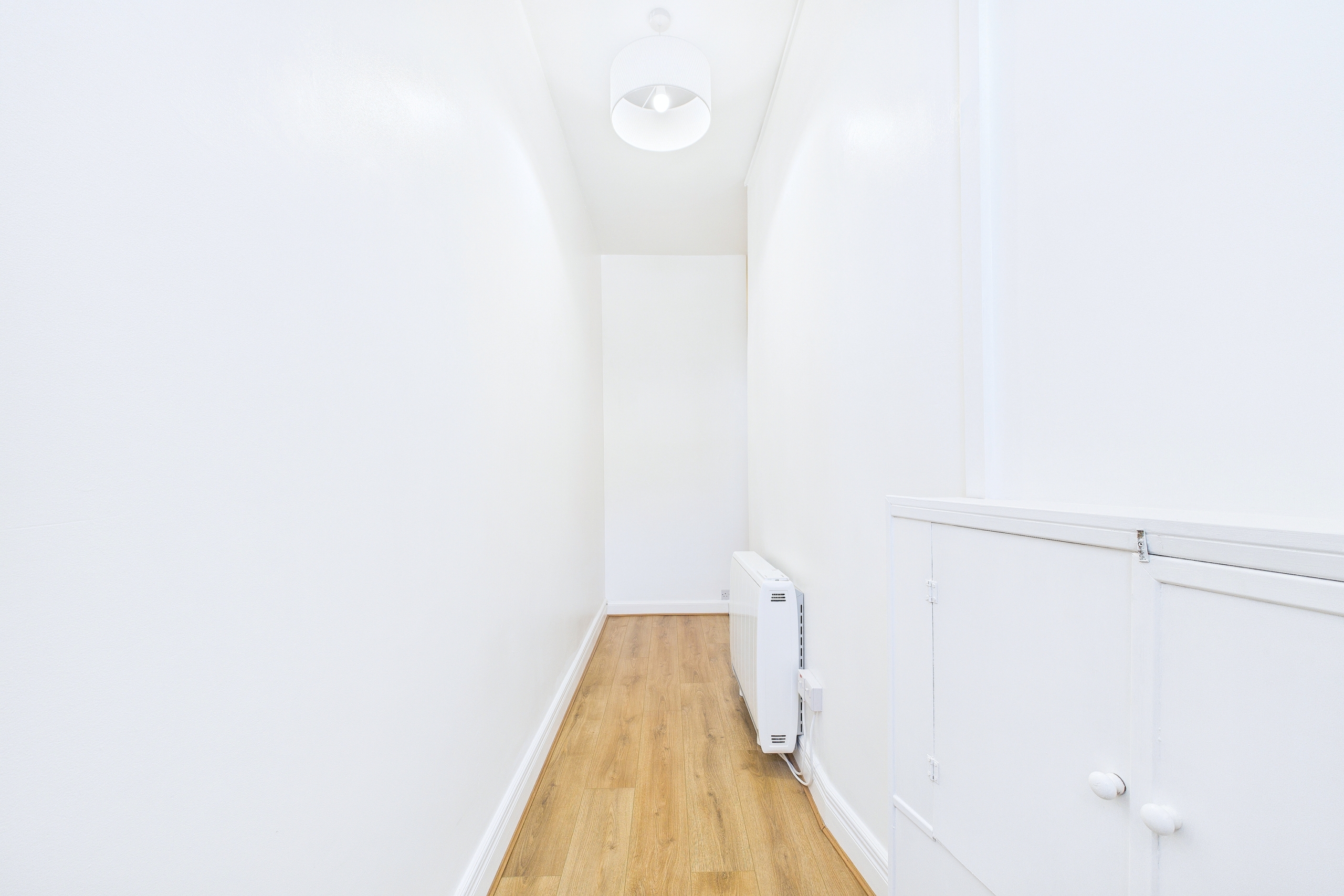 1 Salisbury Place – Hall One Bedroom Flat to Let Partick